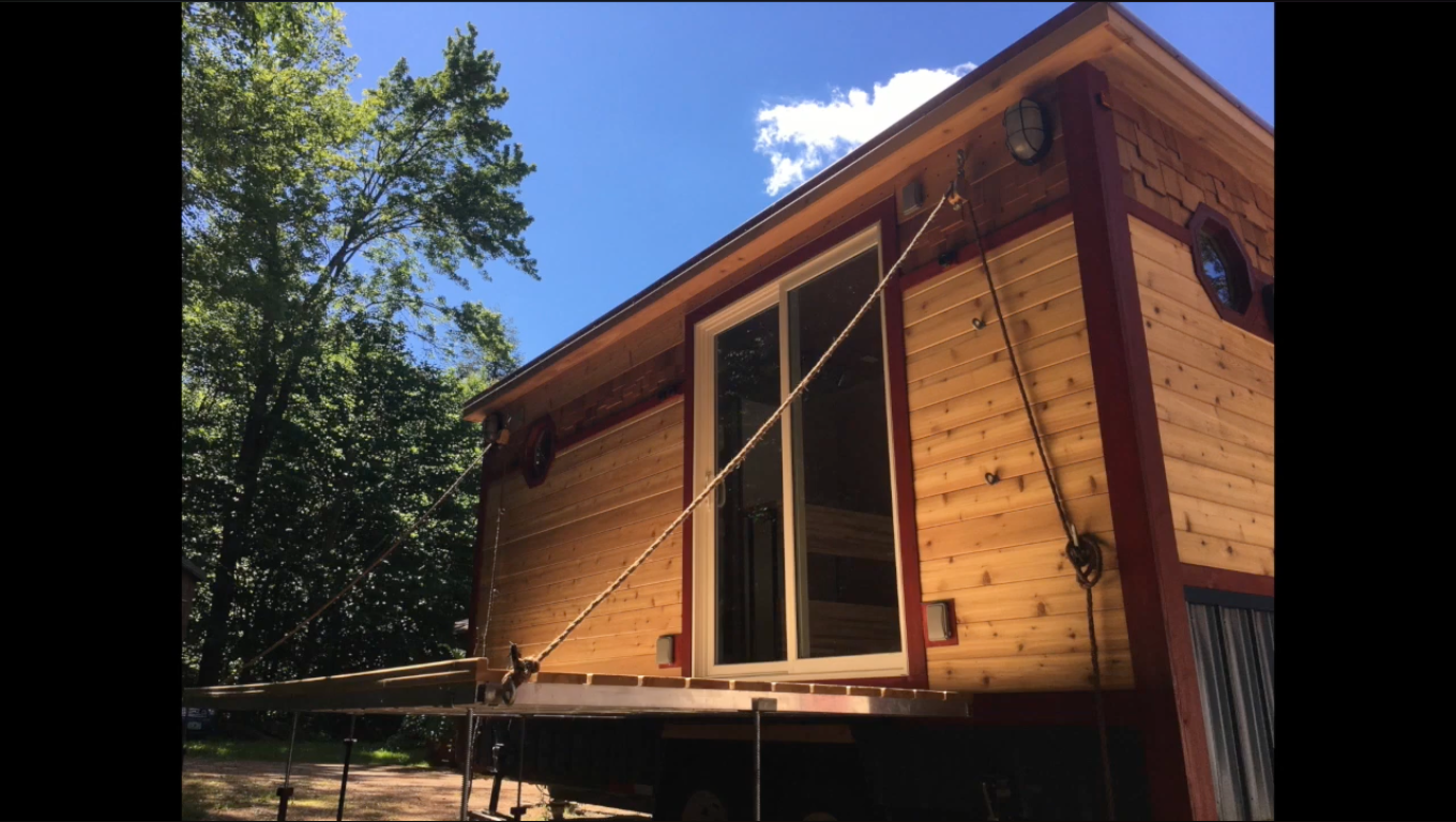 WhirlyHouse Front.png