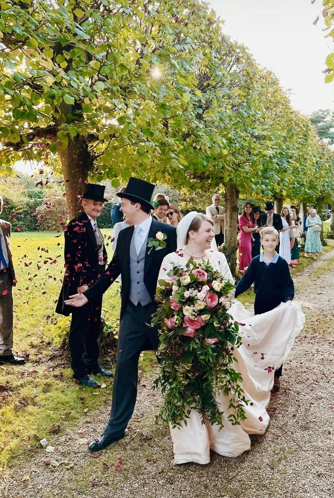 WhatsApp Image 2026-01-10 at 15.44.52dgdfhdfhdfh.jpeg