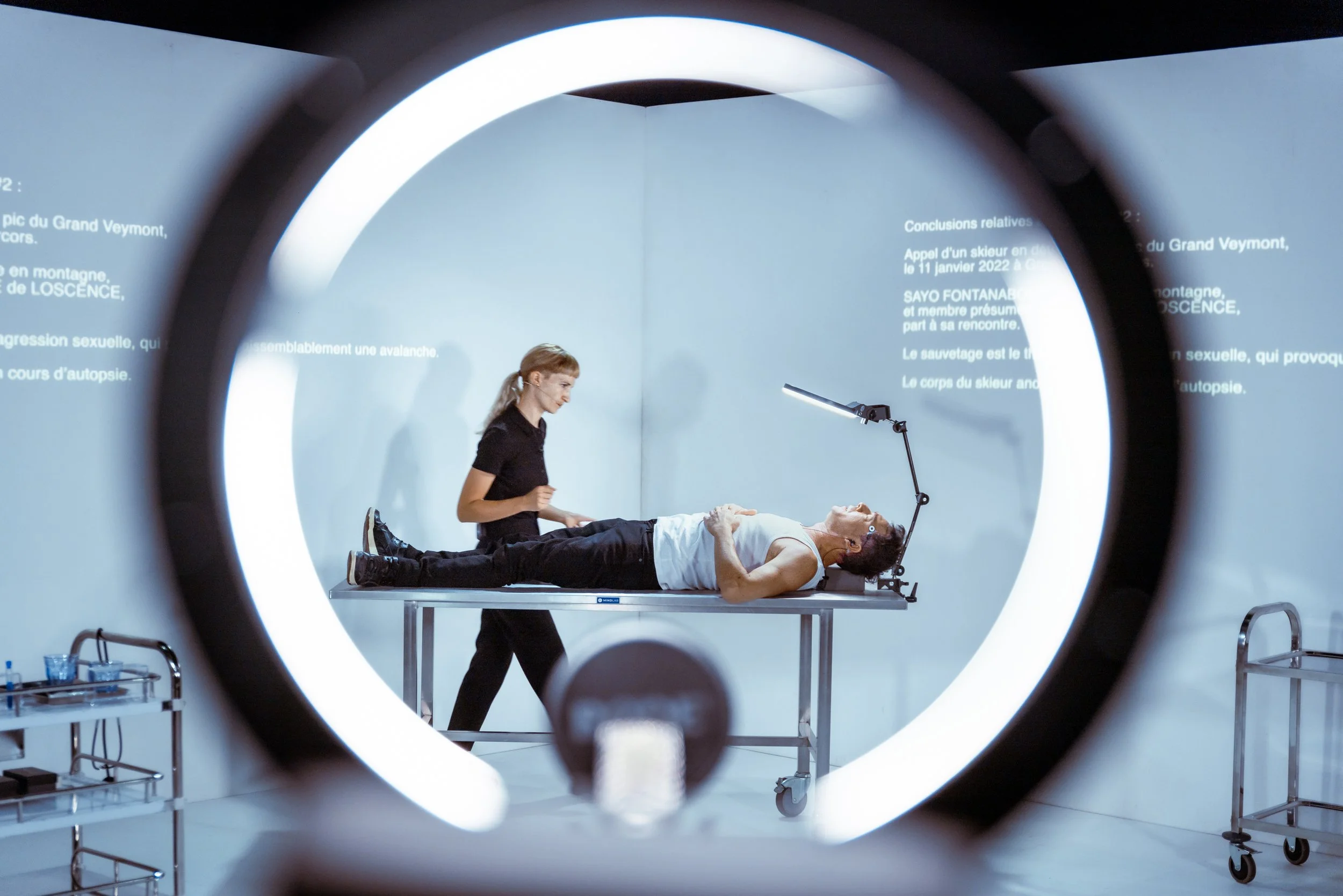 Le WhiteCube - Théâtre immersif de la Cie Le Clair Obscur