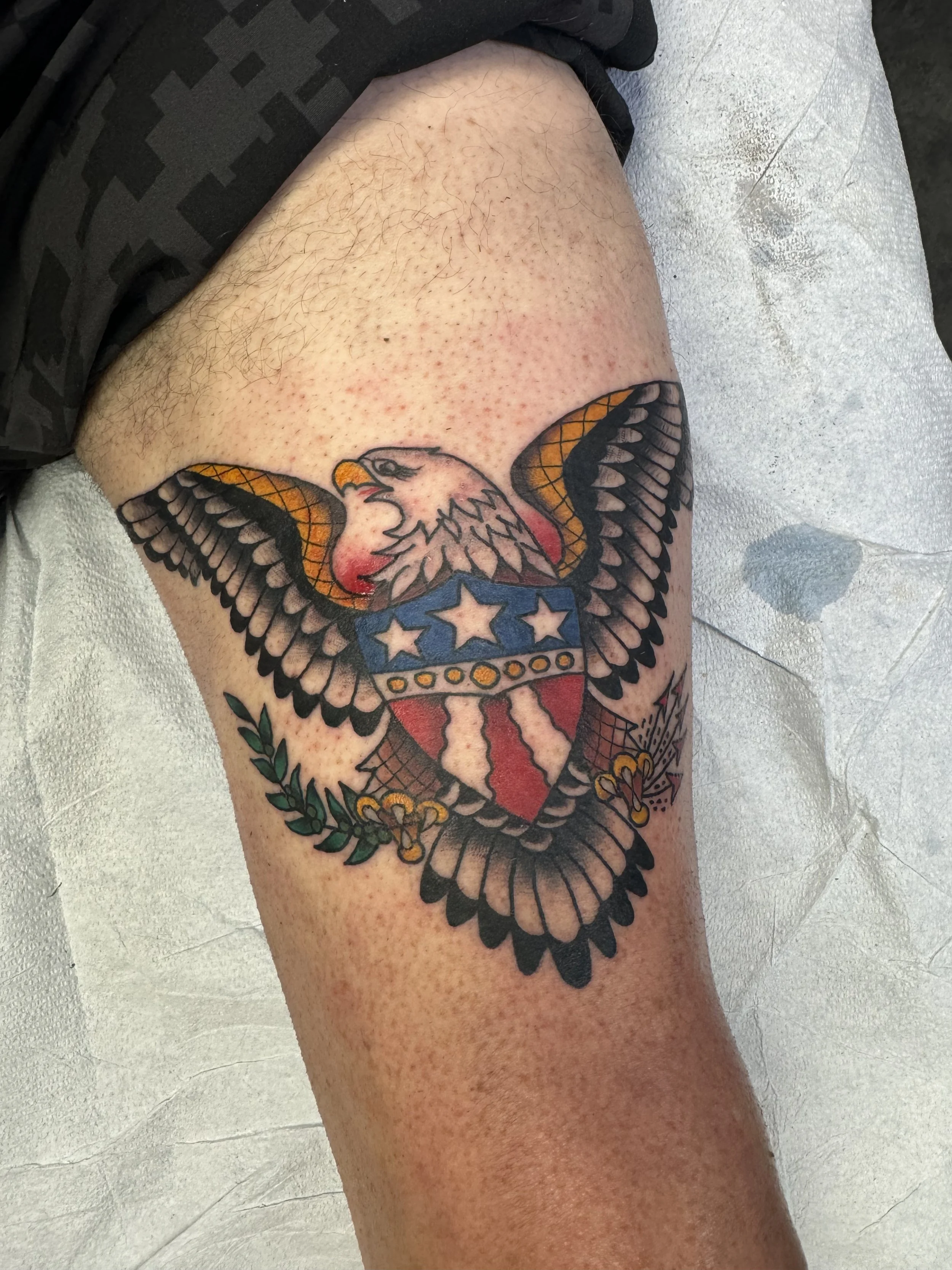 bigbri_traditional_eagle_tattoo.jpeg