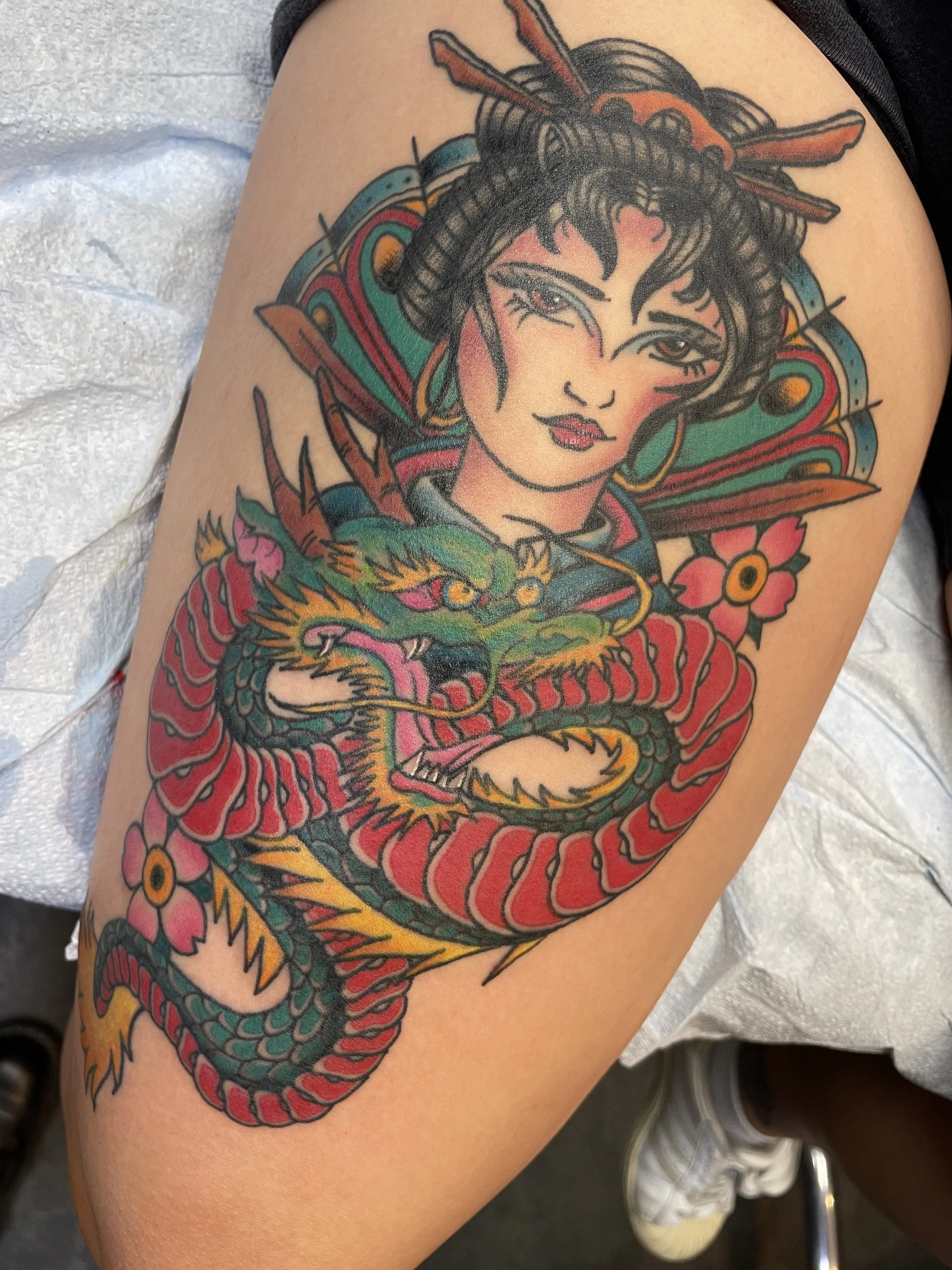 kris_traditional_tattoo_dragon_geisha .jpeg