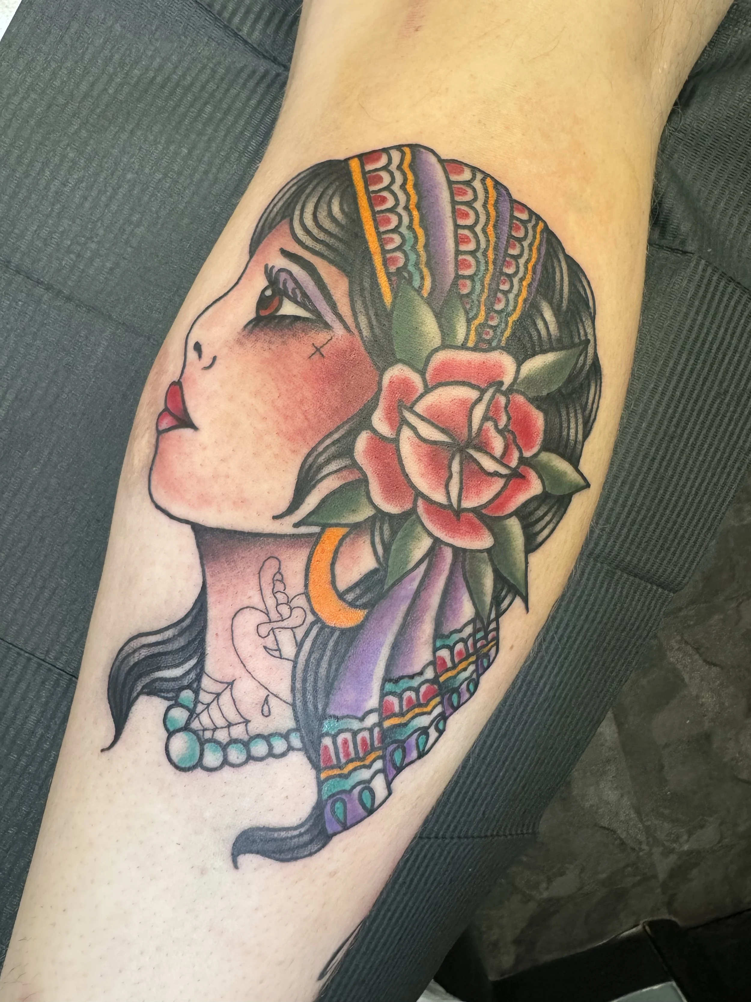 steve_traditional_girlhead_tattoo.jpeg