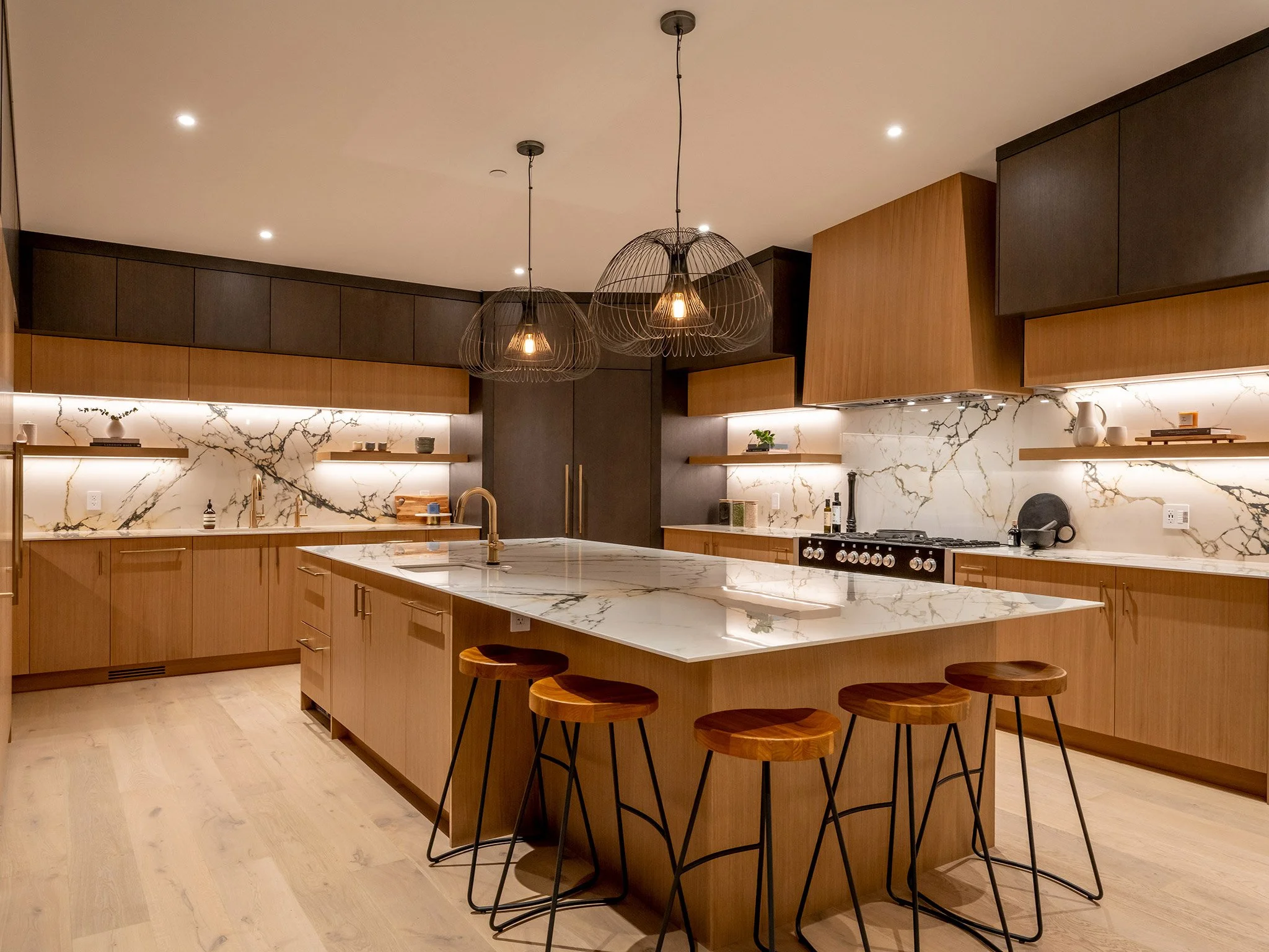 8. 9358WedgemountPlateau18Oct15WLS.jpg