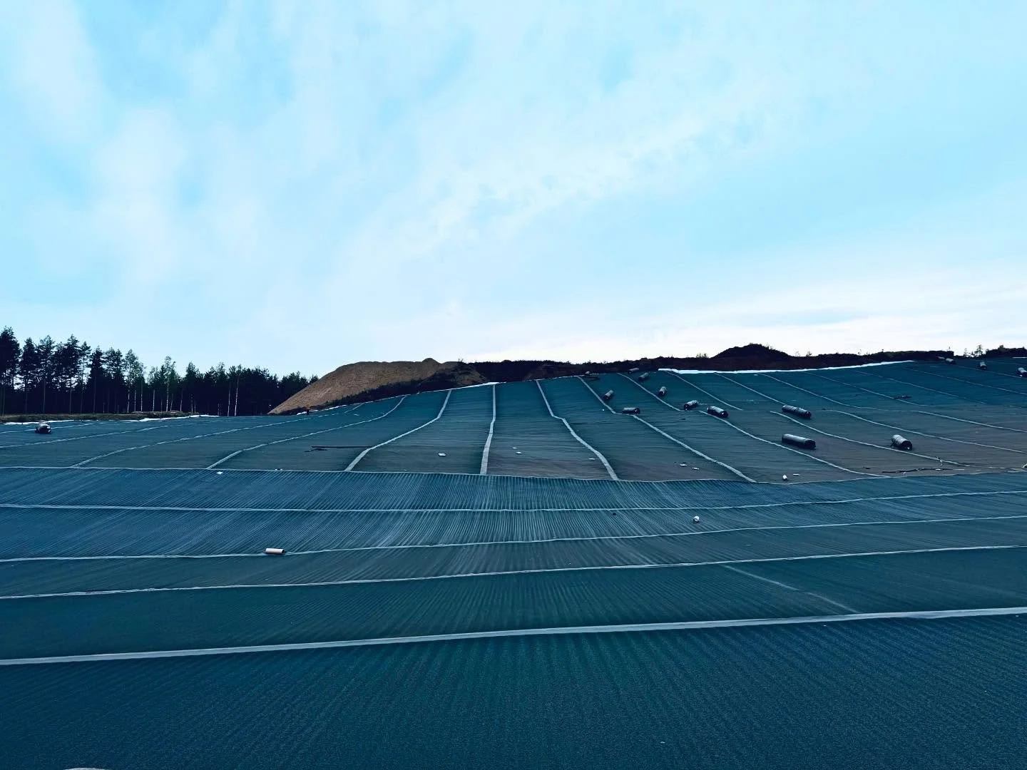 Sluttäckning av deponi med geomembran