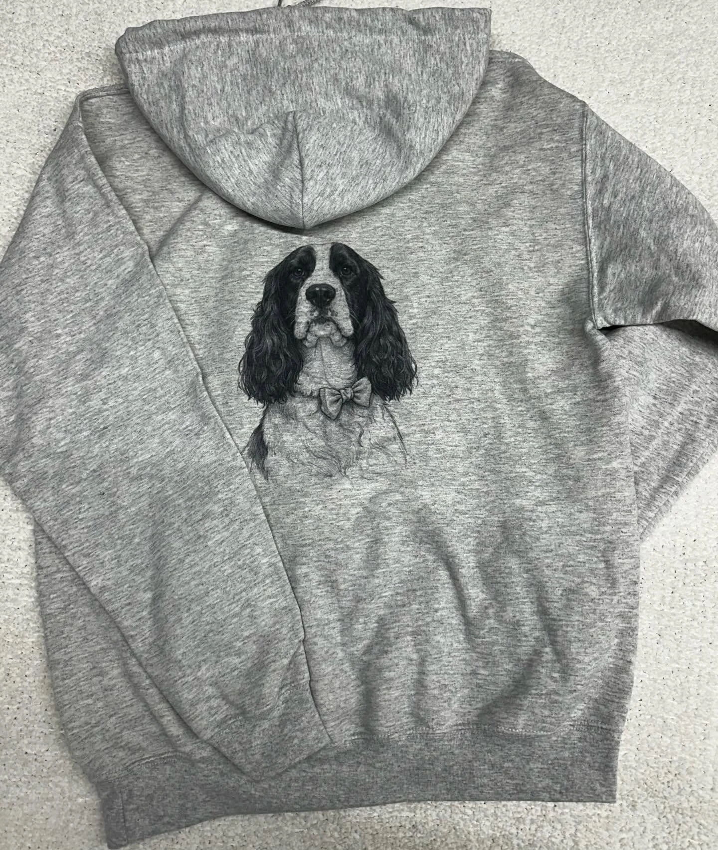 Custom Dog Mom/Dad Hoodies.
Available in gray, pink or light blue.
S-XL
We would just need a good, face on picture of your pup!