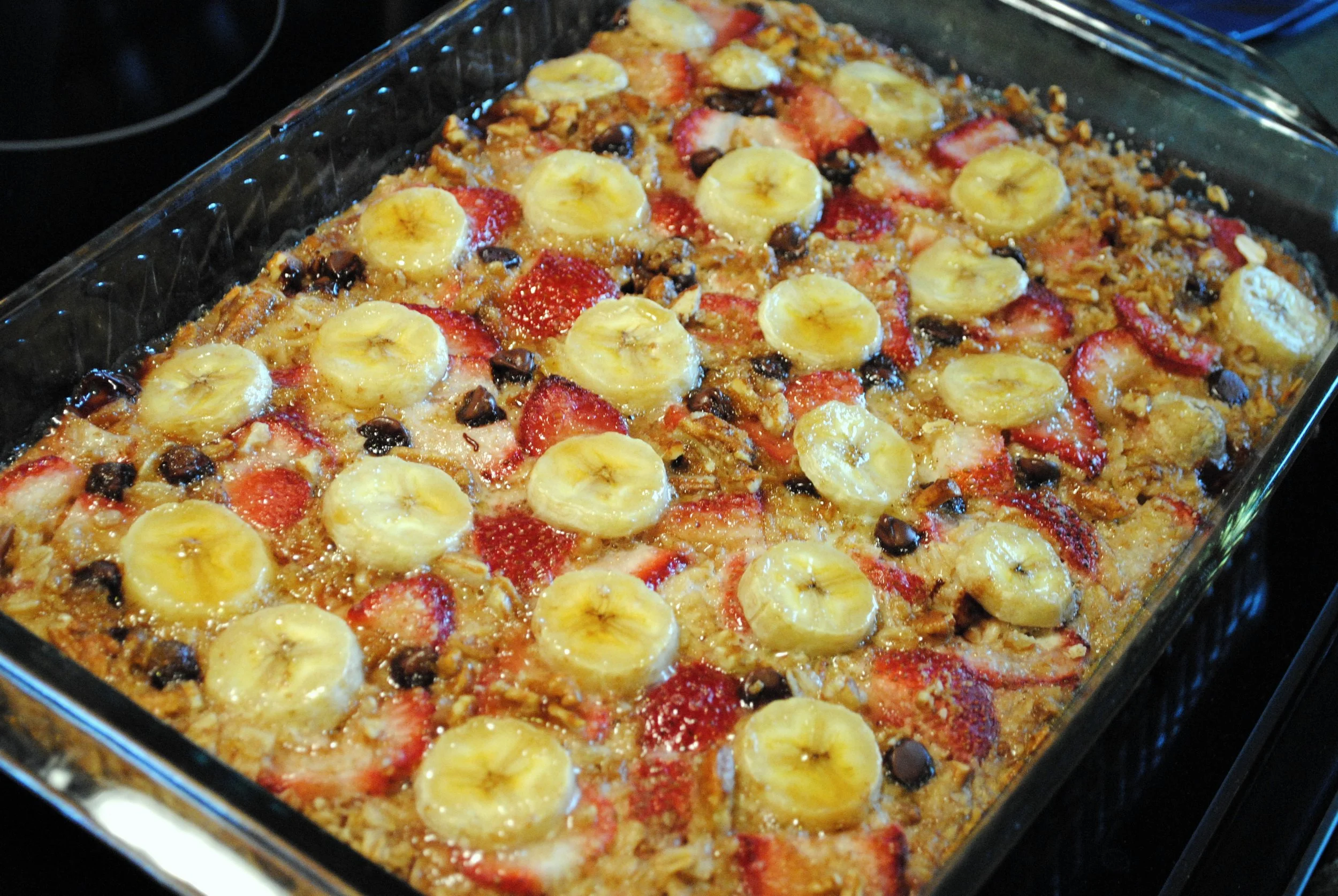Baked Oatmeal with Strawberries, Bananas, and Chocolate