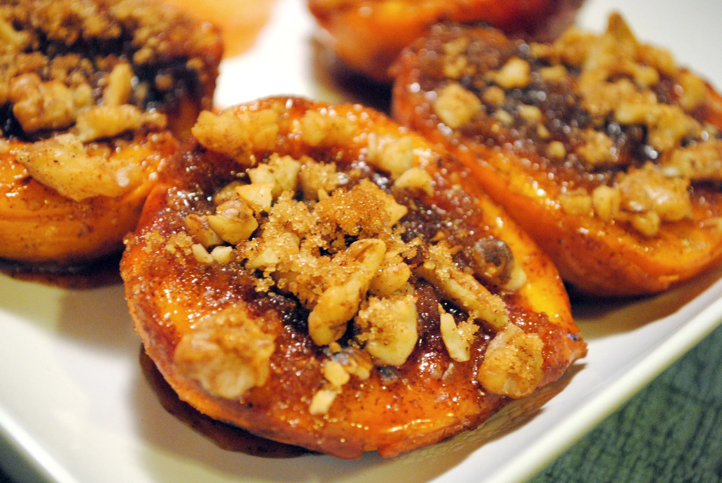 Grilled Peaches With Brown Sugar and Cinnamon
