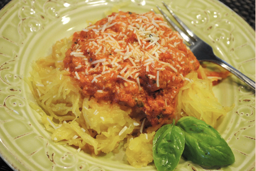 Easy Weeknight Dinner: Baked Spaghetti Squash with Creamy Roasted Red Pepper Sauce