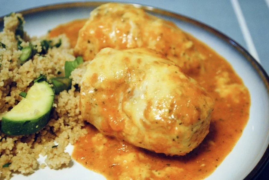 Roasted Red Pepper and Gouda Baked Chicken