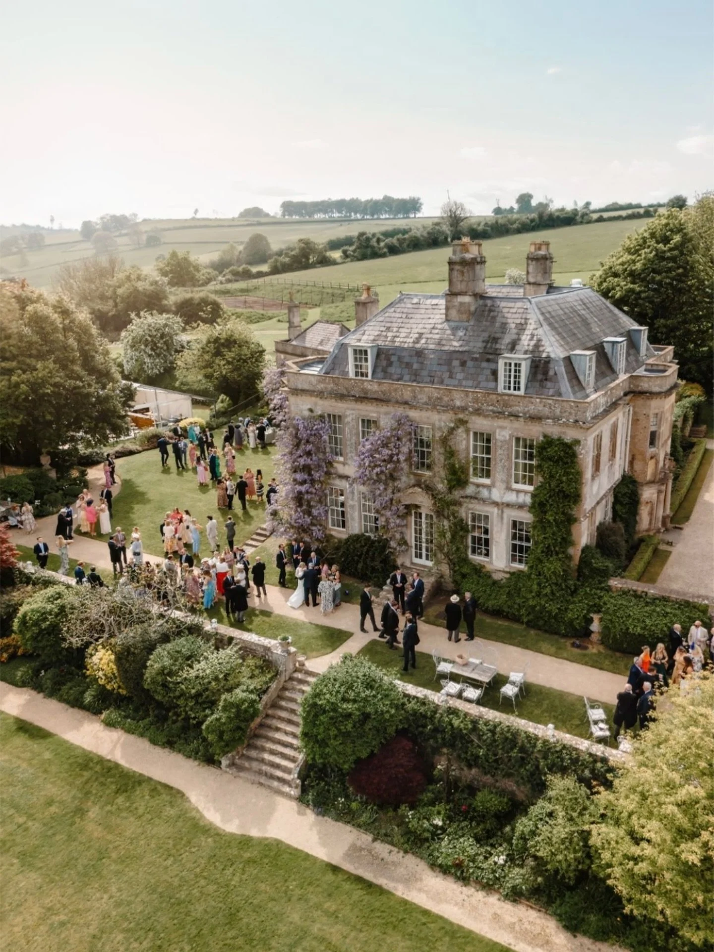 #destinationweddingplanner #destinationweddingfrance #frenchstyle #provencealpesc&ocirc;tedazur#provencewedding