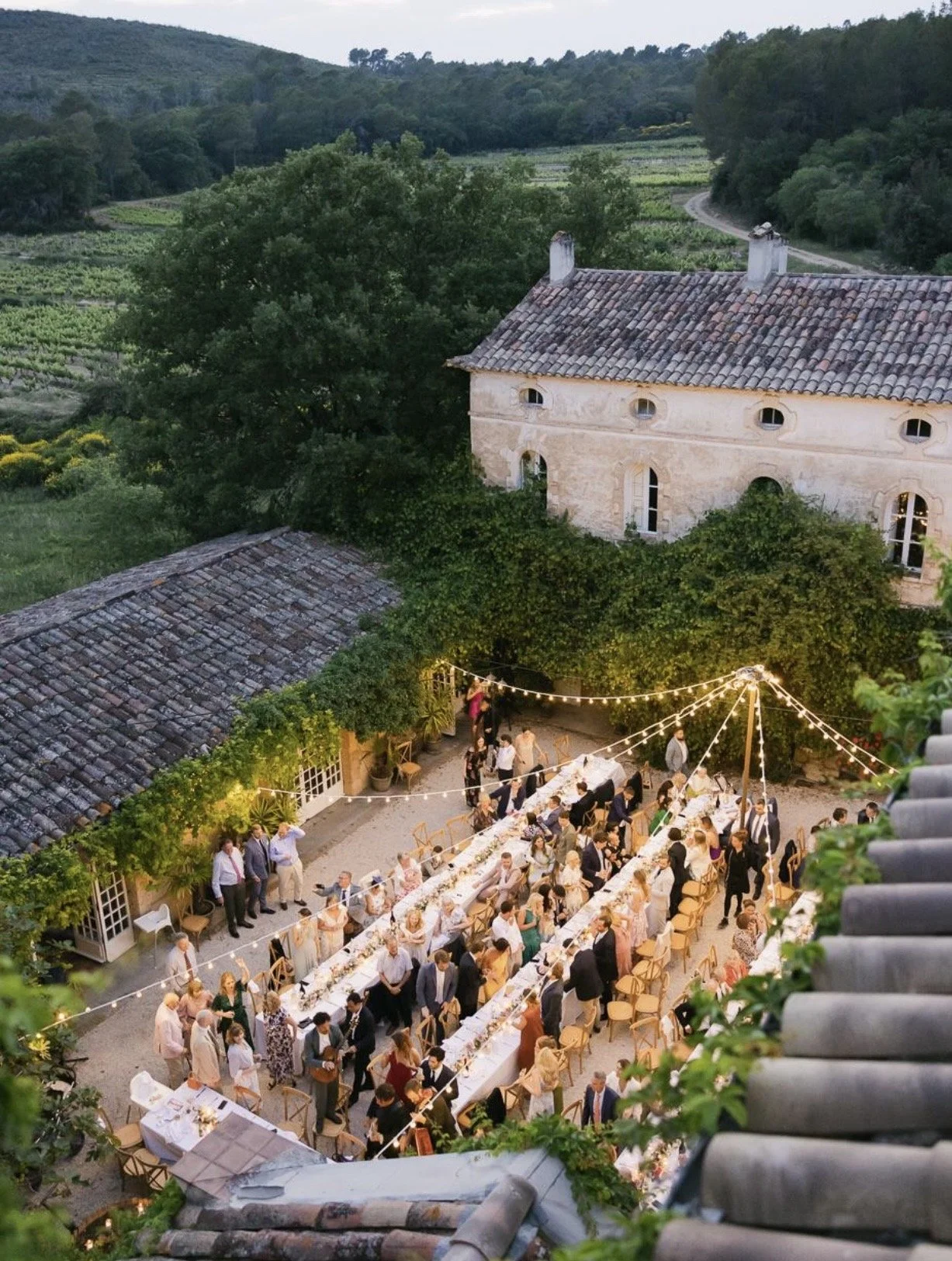 Wedding Day Coordinator France: The Essential Role Behind a Seamless Luxury Destination Wedding