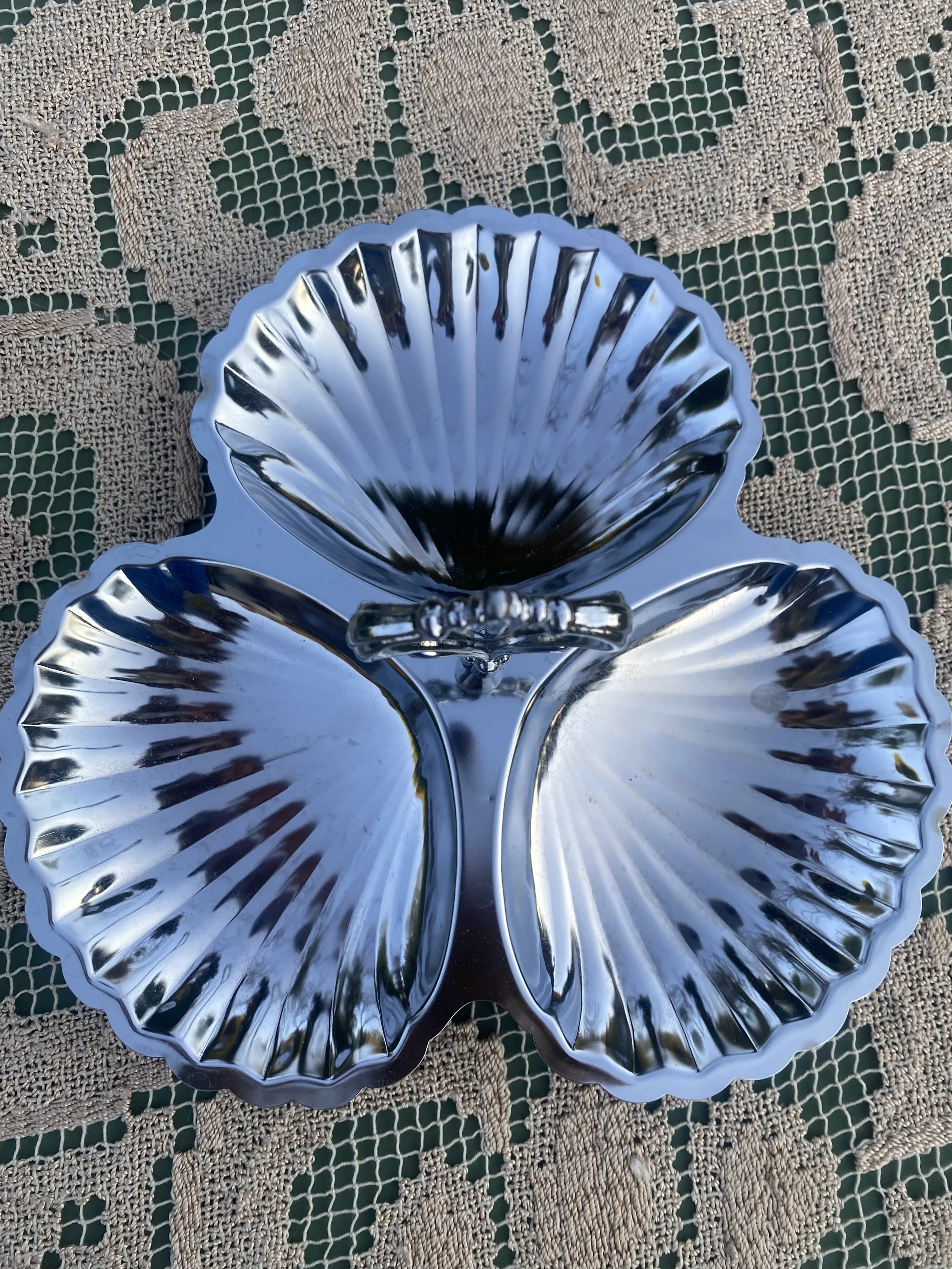 Vintage silver sea shell serving dish - Ref: 2013