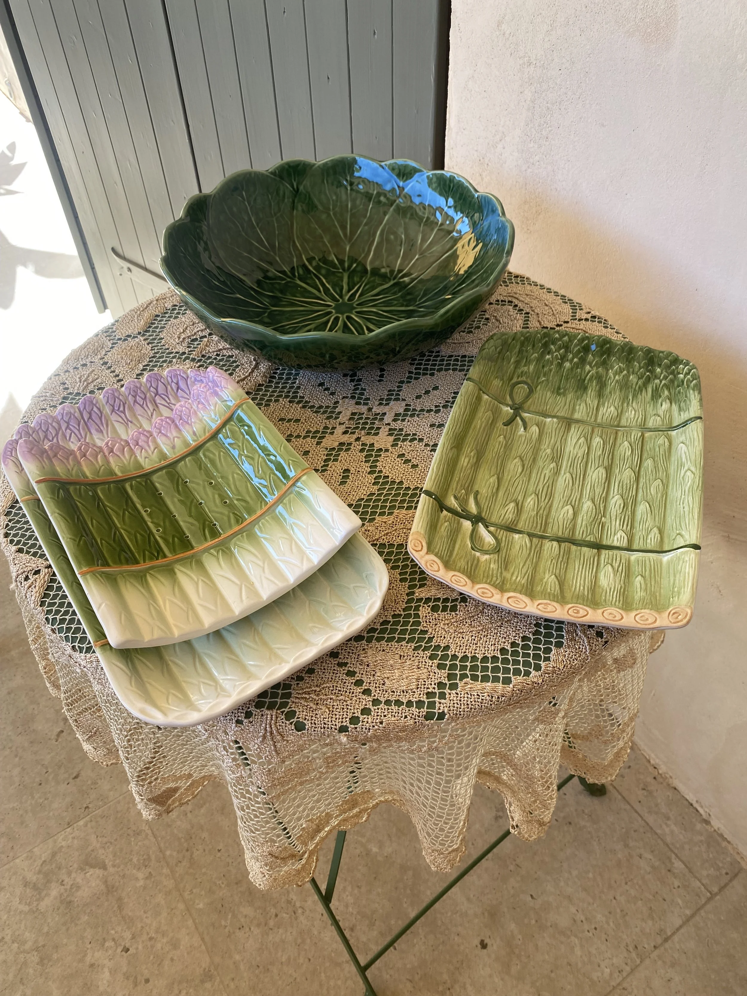 Serving dishes - Ref: 2023
