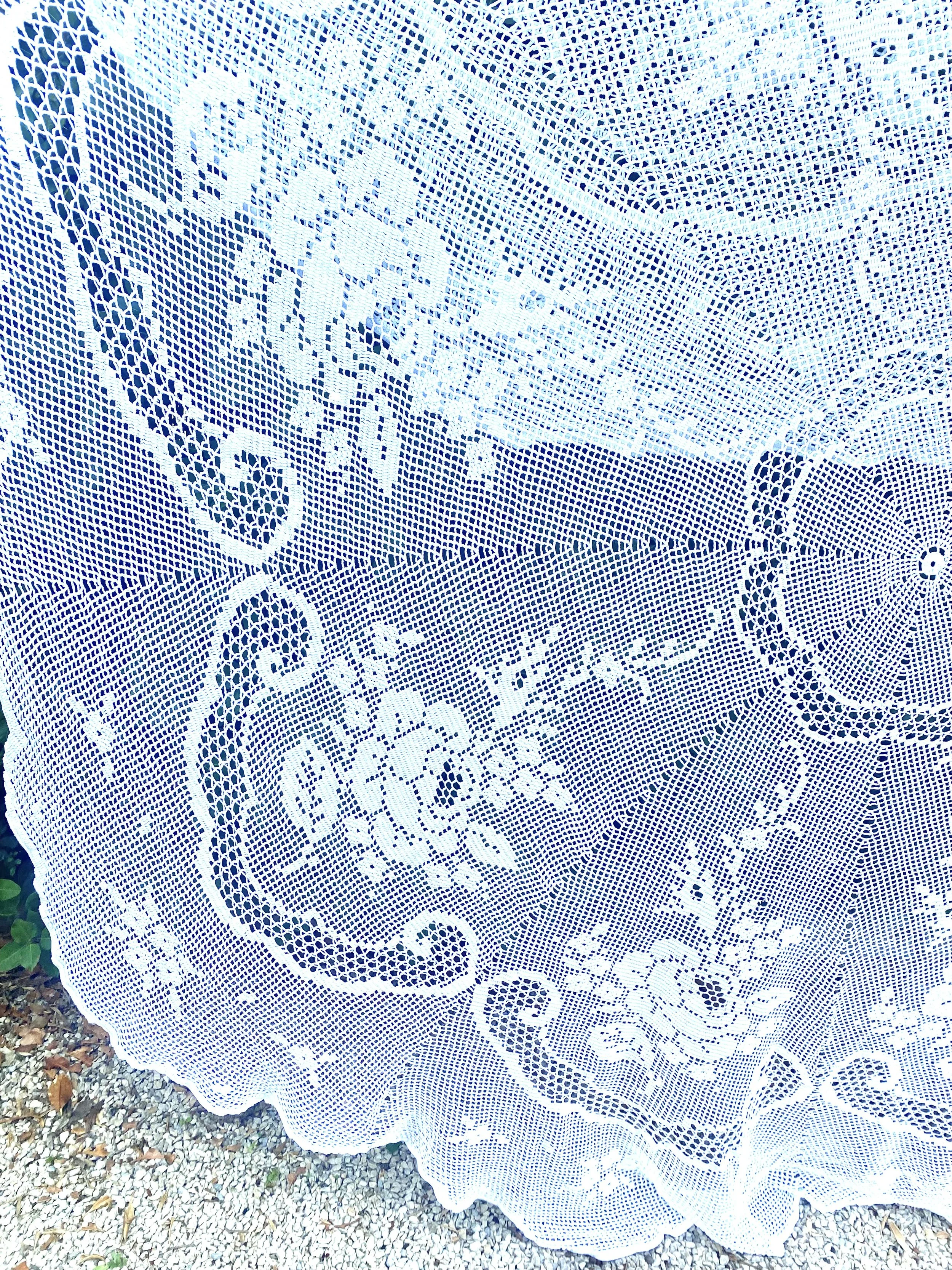 Vintage handmade large table round linen - Ref: 2038