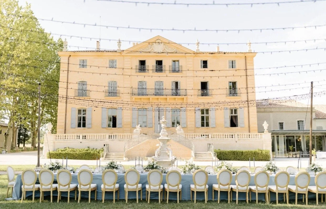 Château de Fonscolombe is located in the heart of Provence, just a short drive from Aix-en-Provence in the south of France. Surrounded by vineyards, gardens, and peaceful countryside, it offers the perfect Provençal setting while remaining easily acc