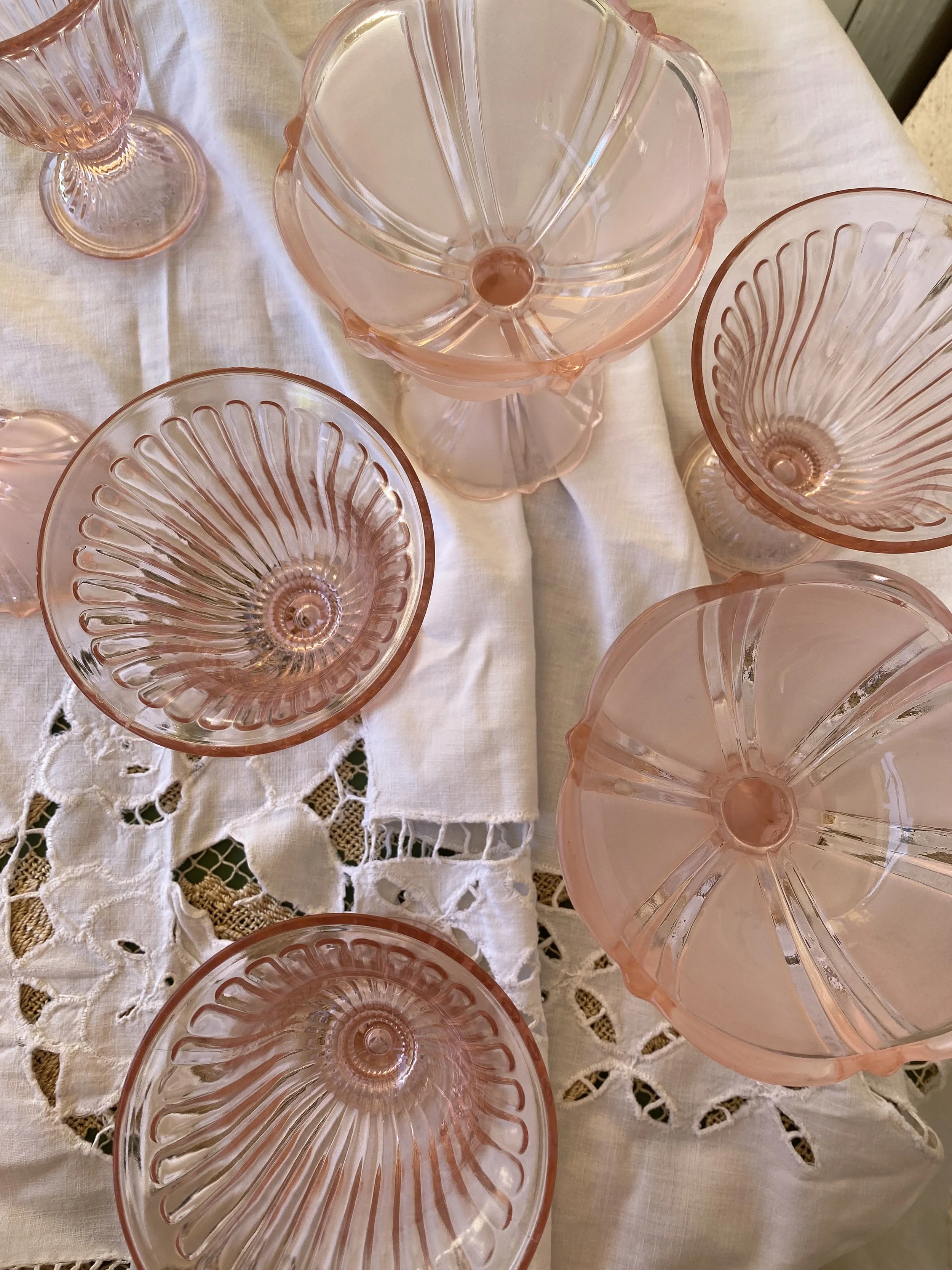 Pink vintage serving cups - Ref: 2028