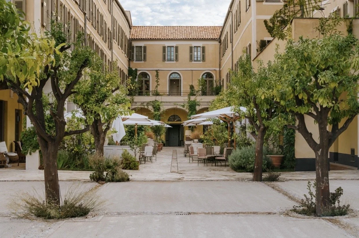Hôtel du Couvent , luxury and spiritual hotel , possible for small weddings only in the city center of Nice with charming gardens and a pool with a view for intimate small weddings

Location: City center of Nice,  20 minutes from Nice Airport 
Capaci