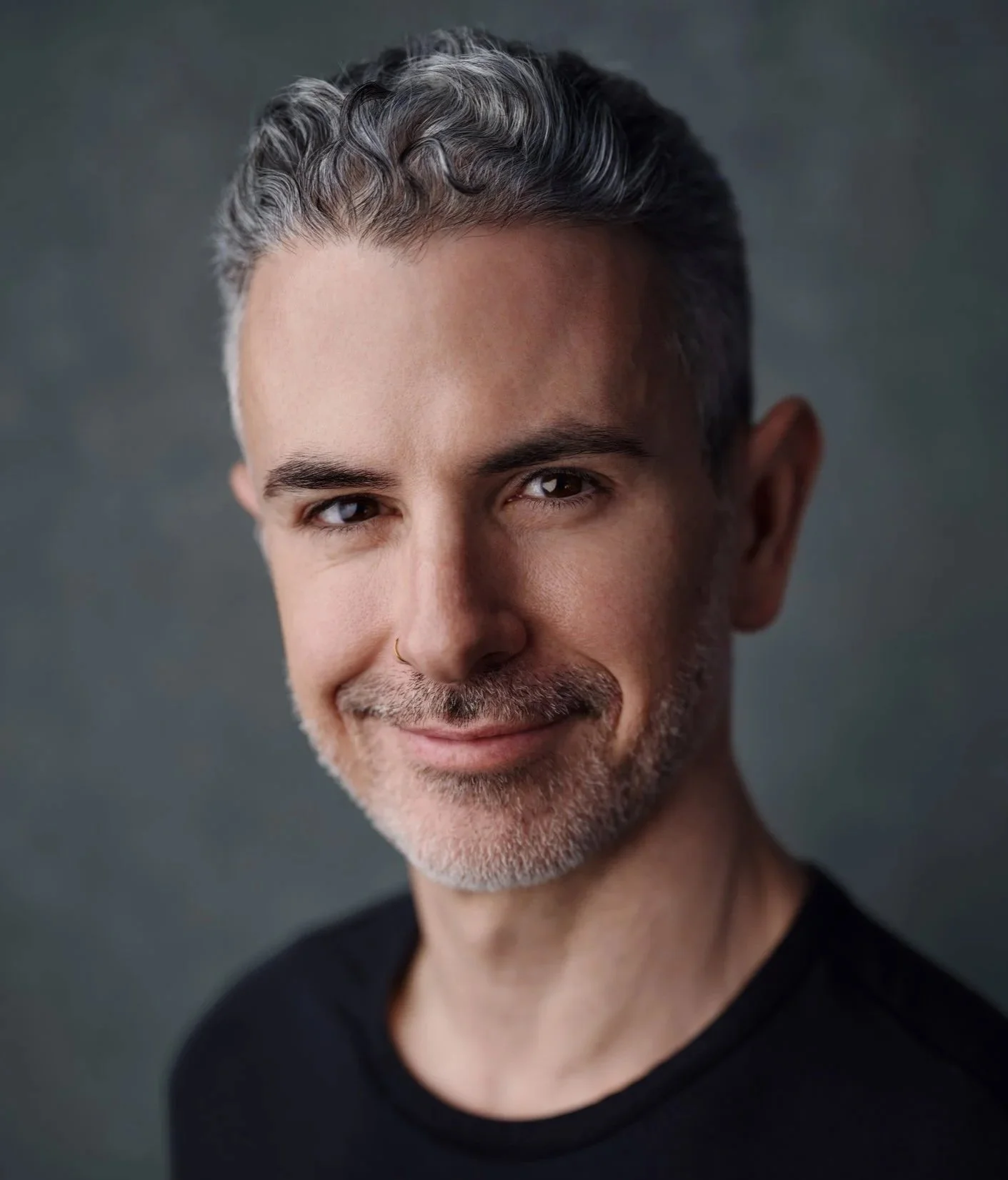 Portrait of Joshua Joseph, San Francisco based provider of relational work and men's groups at the intersection of psychology and presence