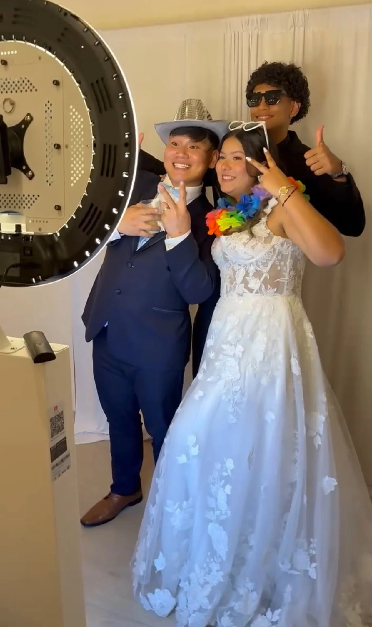 Photo Booth Digital + Prints