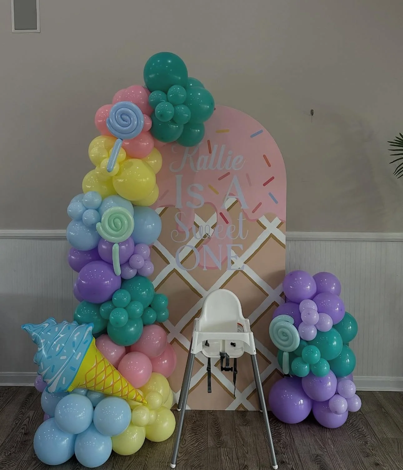 Balloon Garland with Backdrop