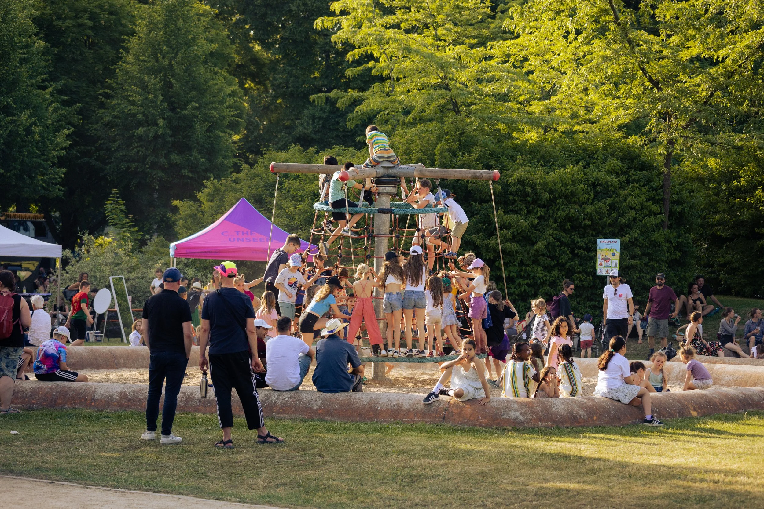 Kosmos Festival Chemnitz; © 2025 Theodor Müller · All rights reserved
