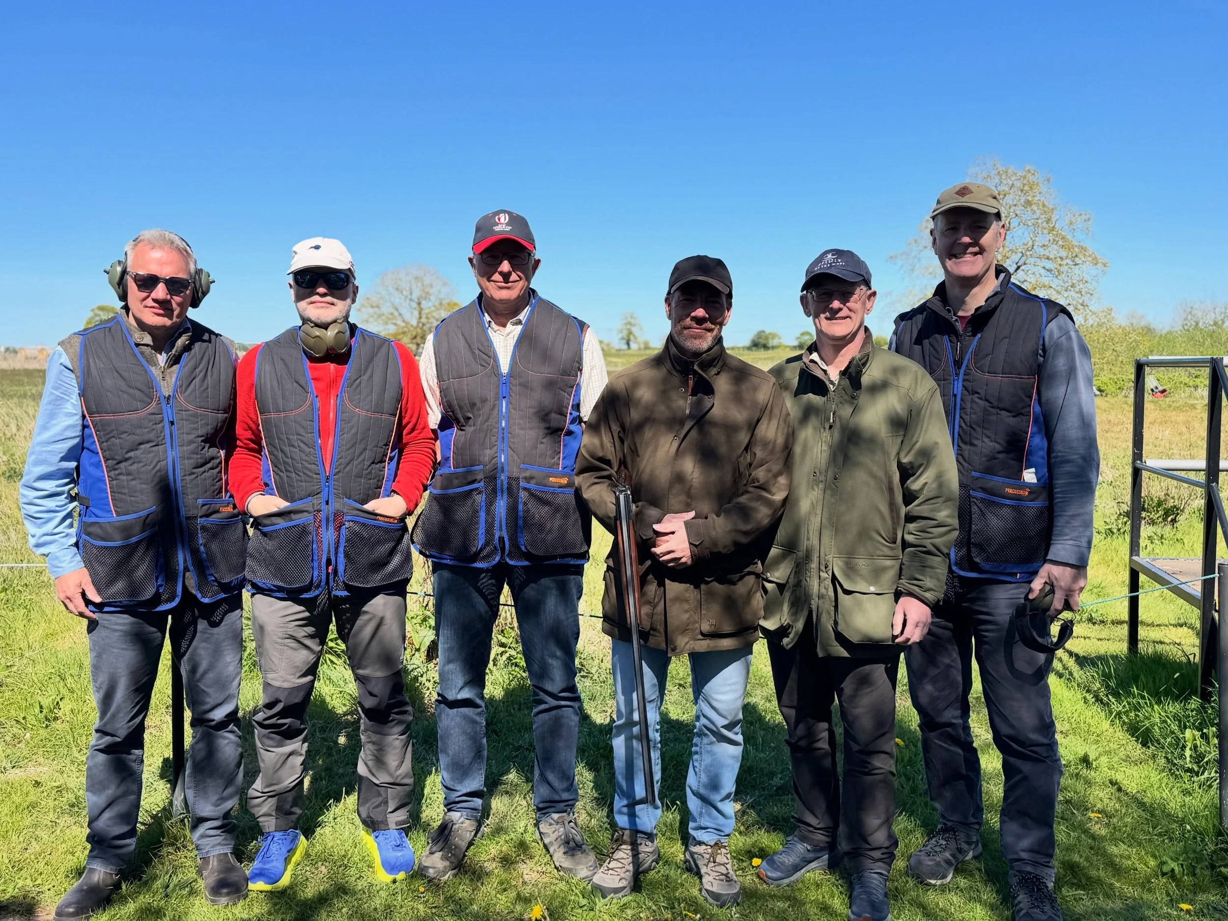Back together and smashing clays 💥
Nothing beats a friends reunion with a bit of competition, laughter, and flying targets! 🎯

#FriendsReunion #ClayPigeonShooting #GoodTimes #MakingMemories