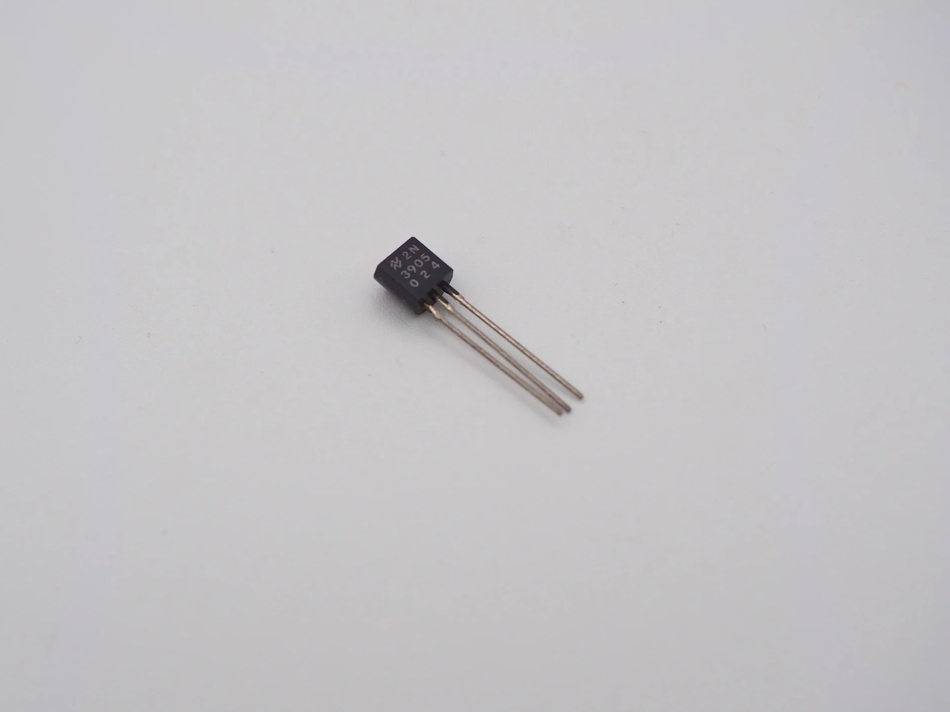 3M 2N3905 Transistor