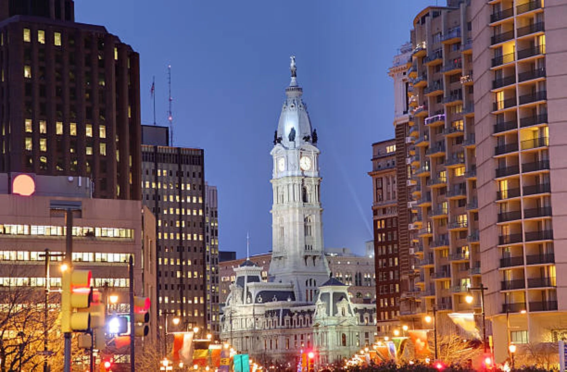 Center City is the heart of downtown Philadelphia, offering skyscrapers, shopping, theaters, restaurants, and major cultural institutions. It’s the city’s business and entertainment hub, perfect for travelers who want energy, convenience, and walkabi