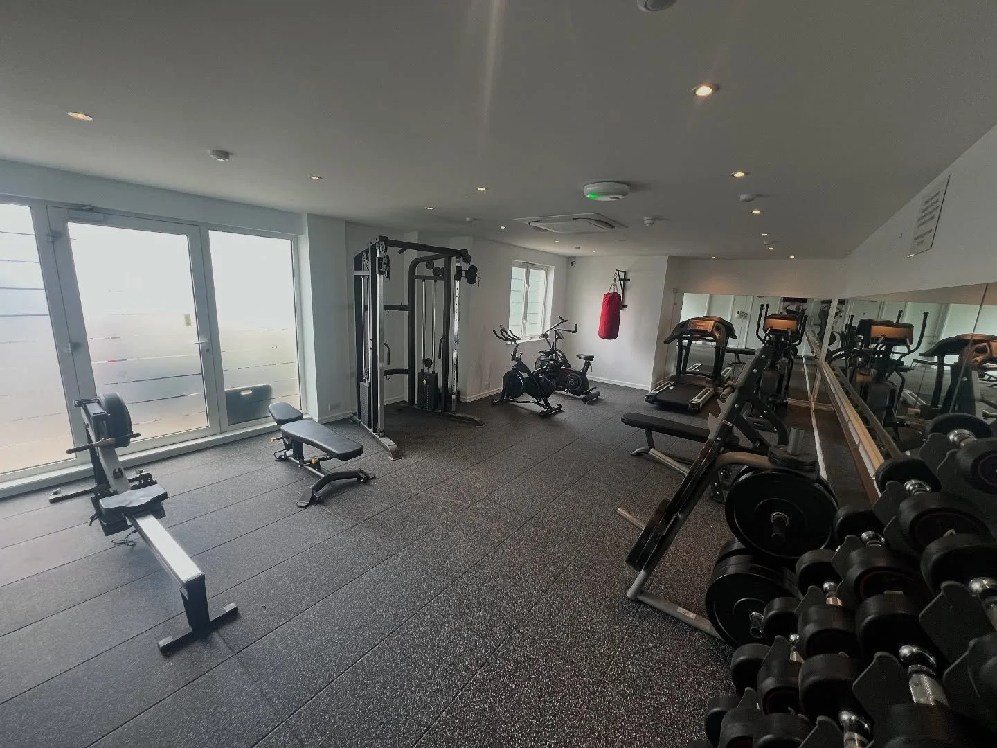 Swipe for transformation&hellip;➡️ Before and afters of a recent installation for a residential gym in London 💪🏼 #london #gyminstallation #gymmotivation #gymgoals