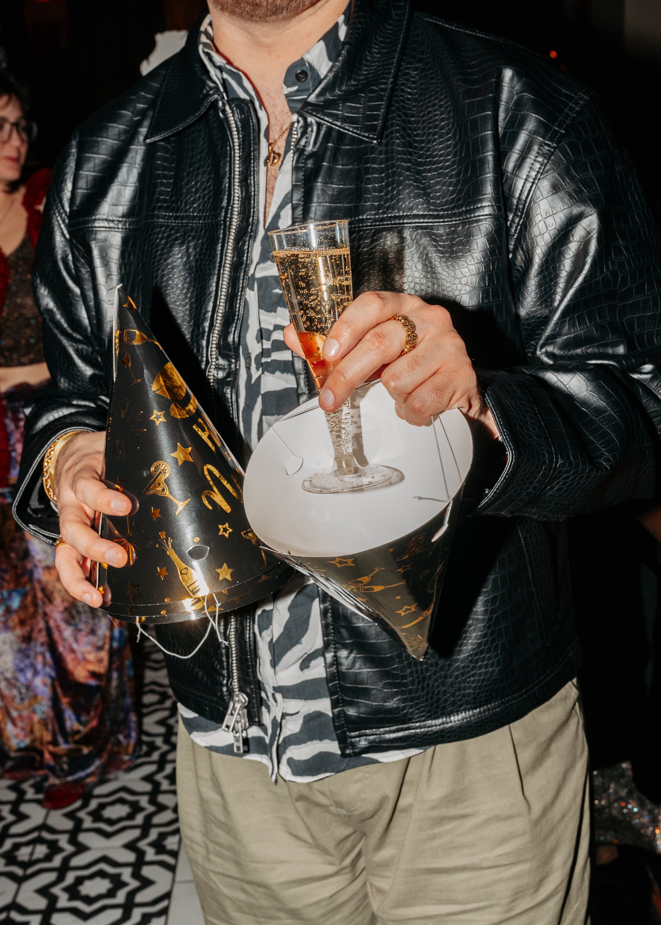 Person holding a glass of champagne and a party hat at a celebration event.

Meredith Avery Photography, Memphis Event Photography, Memphis Event Photographer, Best Event Photographer, Best Memphis Event Photography, Best Memphis Event Photographer, 