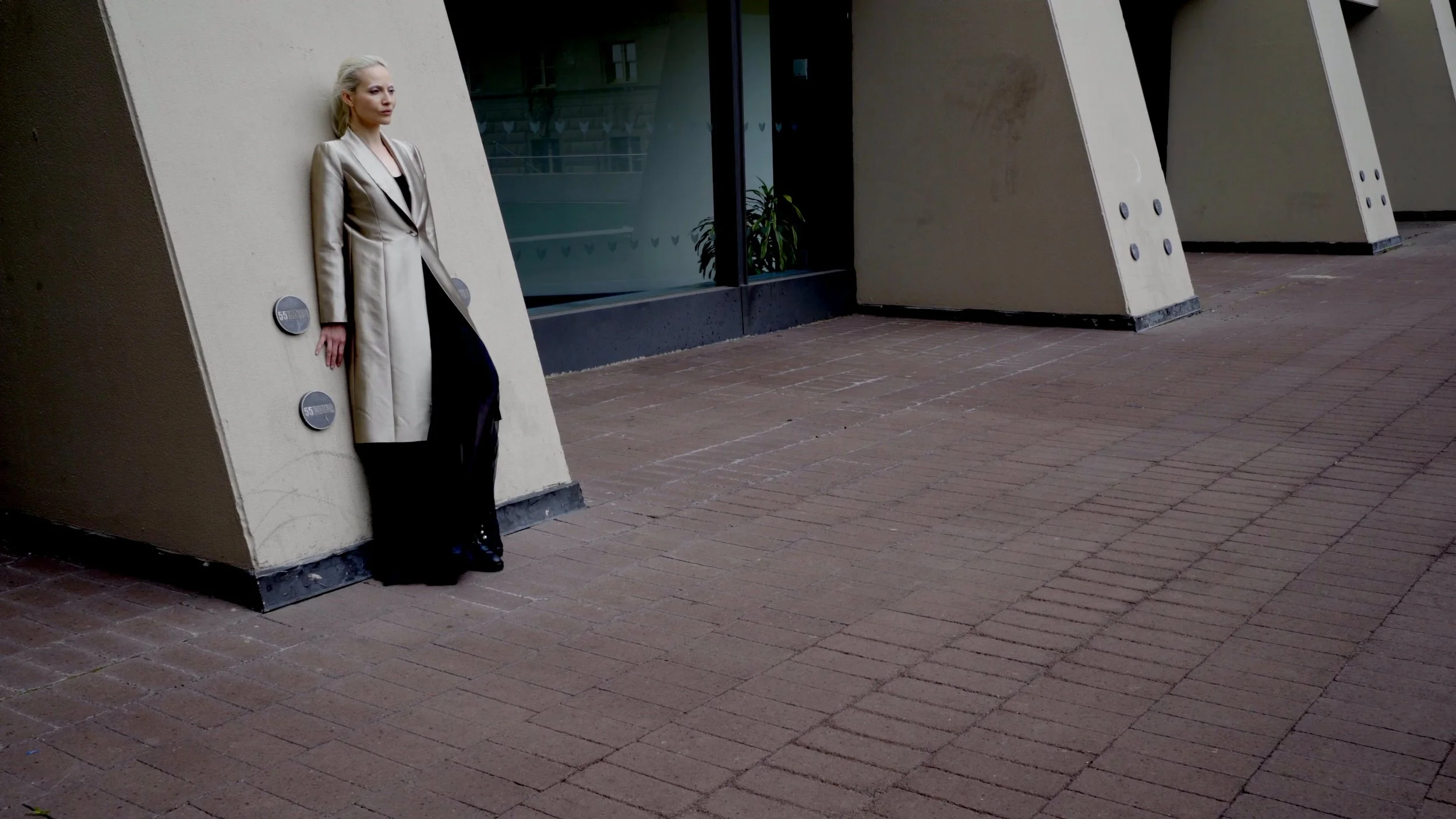 La-Doyenne-Video-Thumbnail.jpg