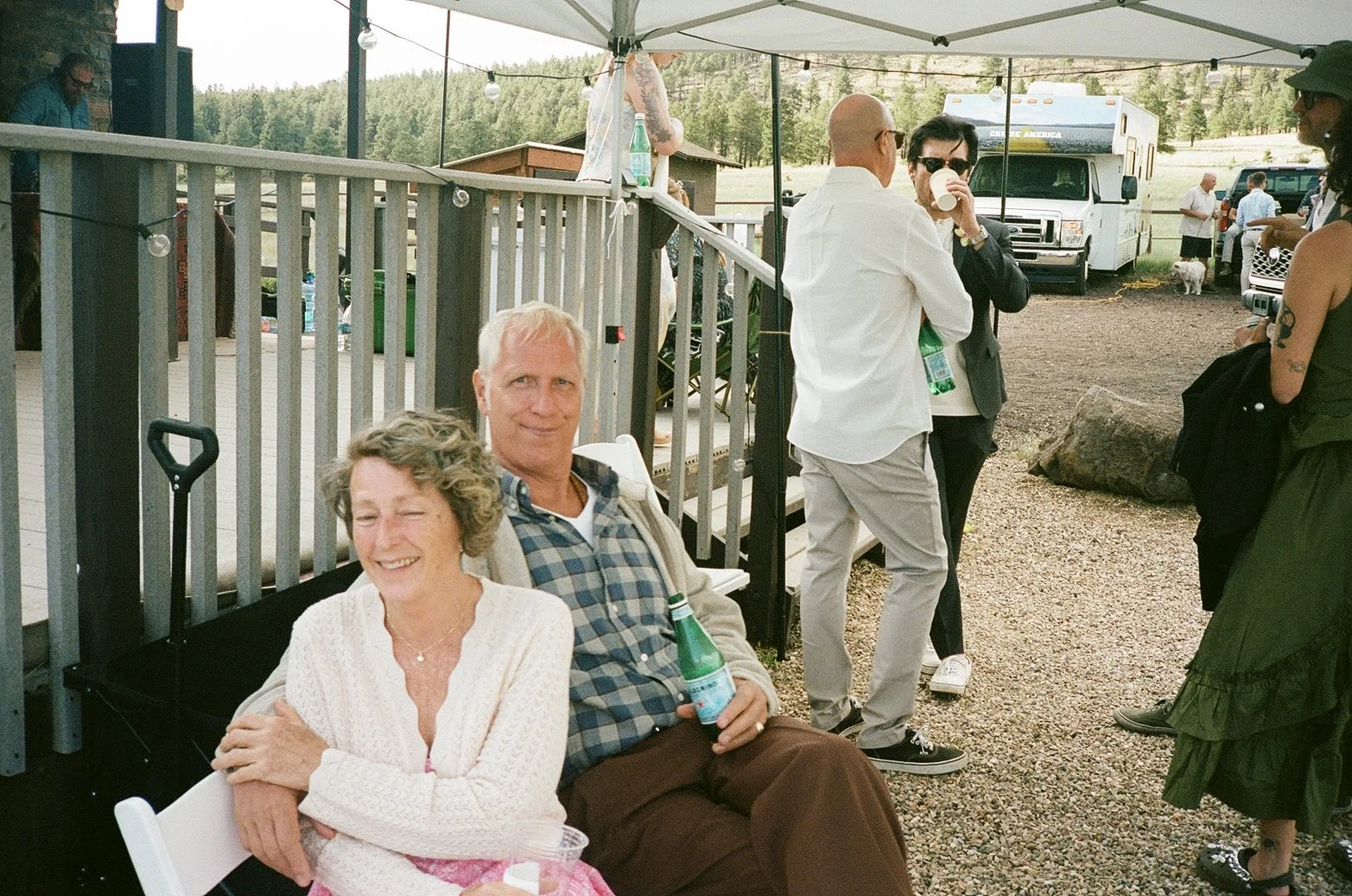 000457180023_15.jpg