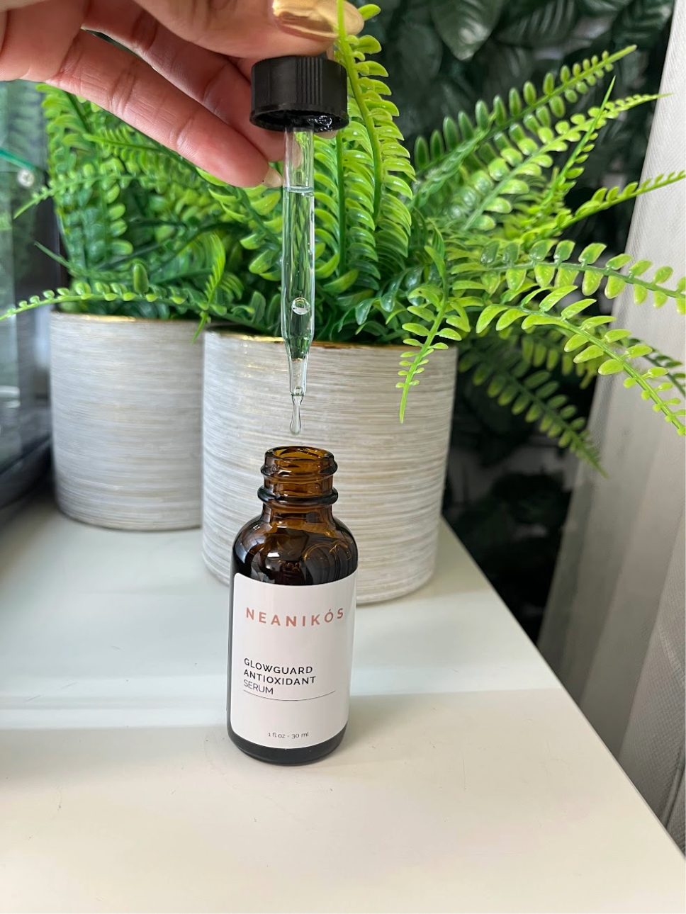 GlowGuard Antioxidant Serum