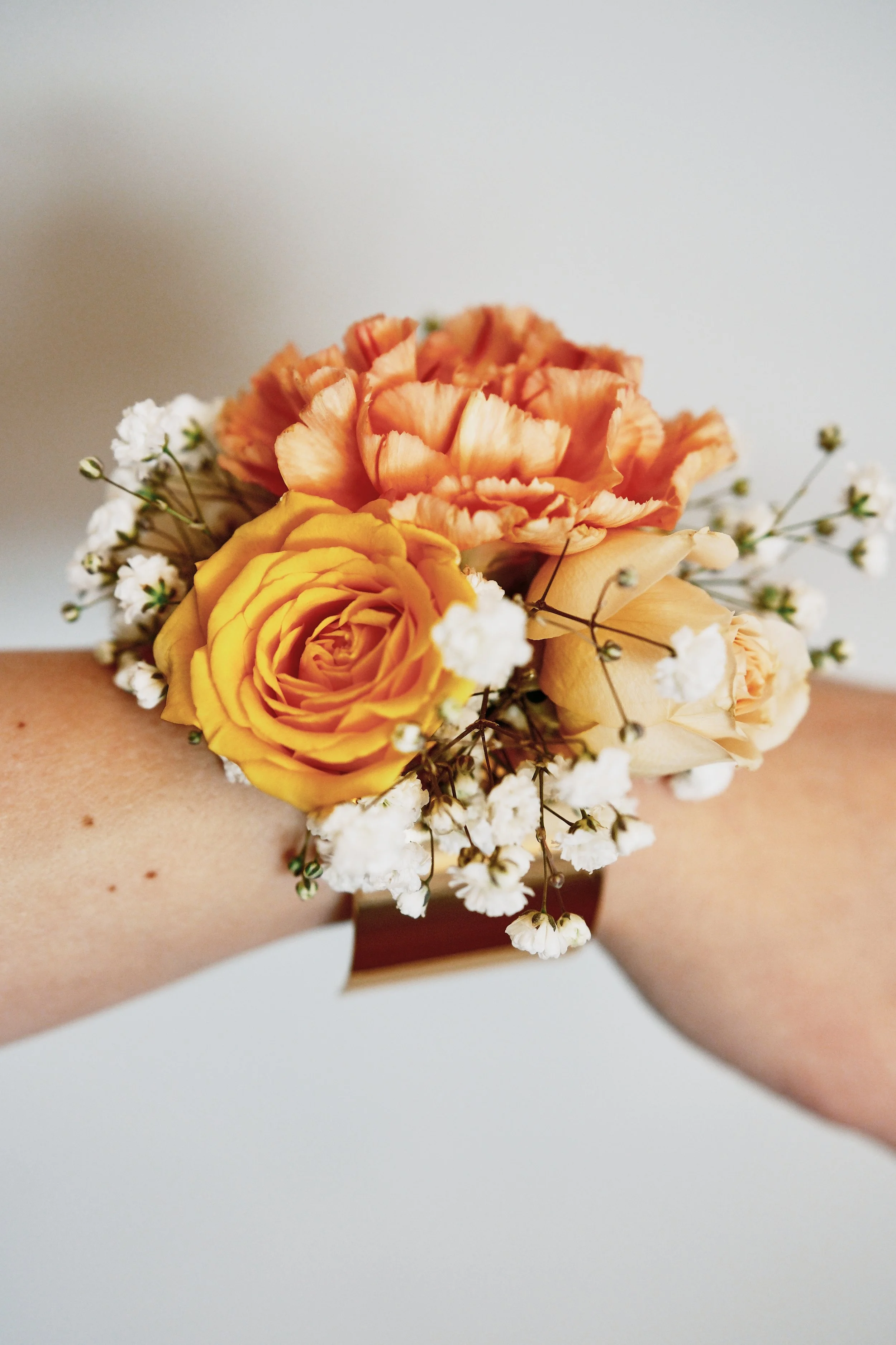 resized_corsage_2.jpg