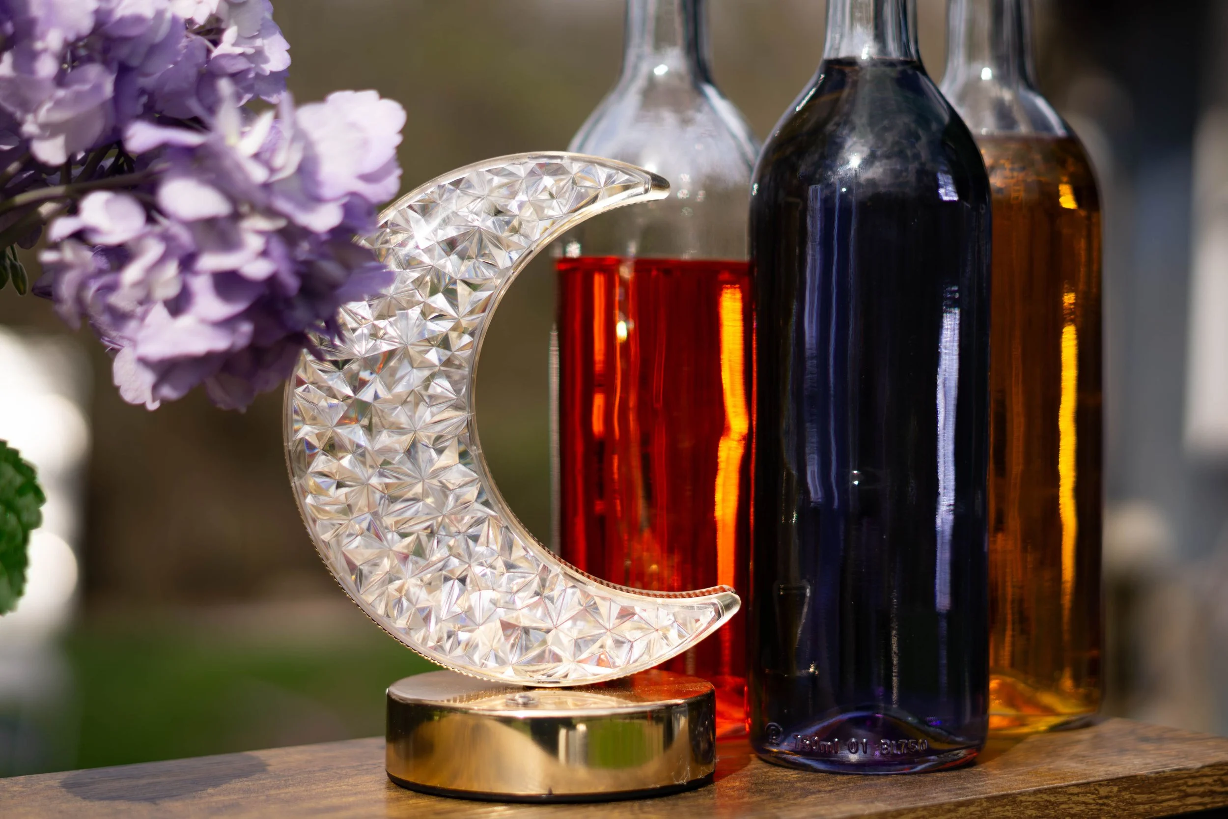 Mobile Bartending Services –The Cosmic Pour Beverage Experience