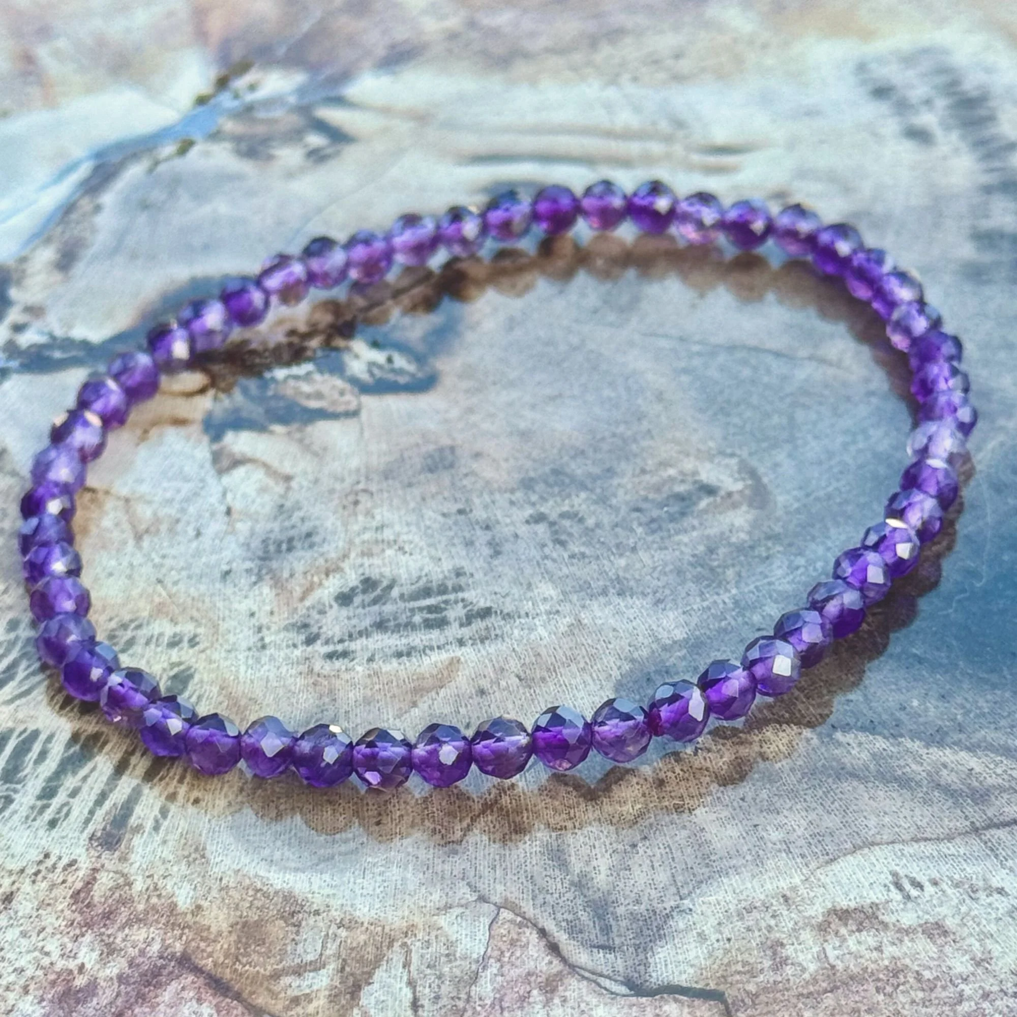 Amethyst Faceted Crystal Stretch Bracelet – 3mm Natural Gemstone Beads