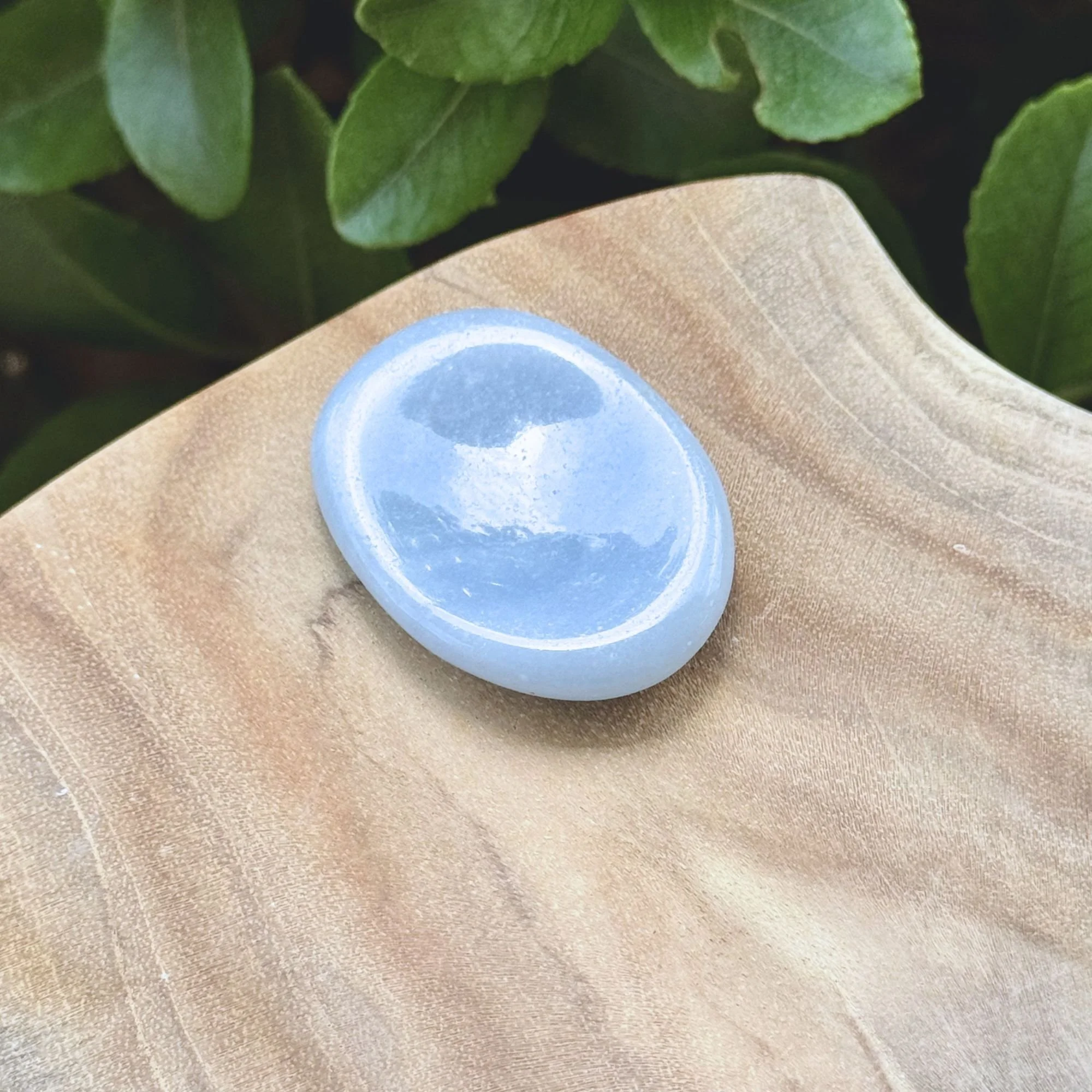 Angelite Worry Stone – Polished Pocket Crystal for Calm & Meditation