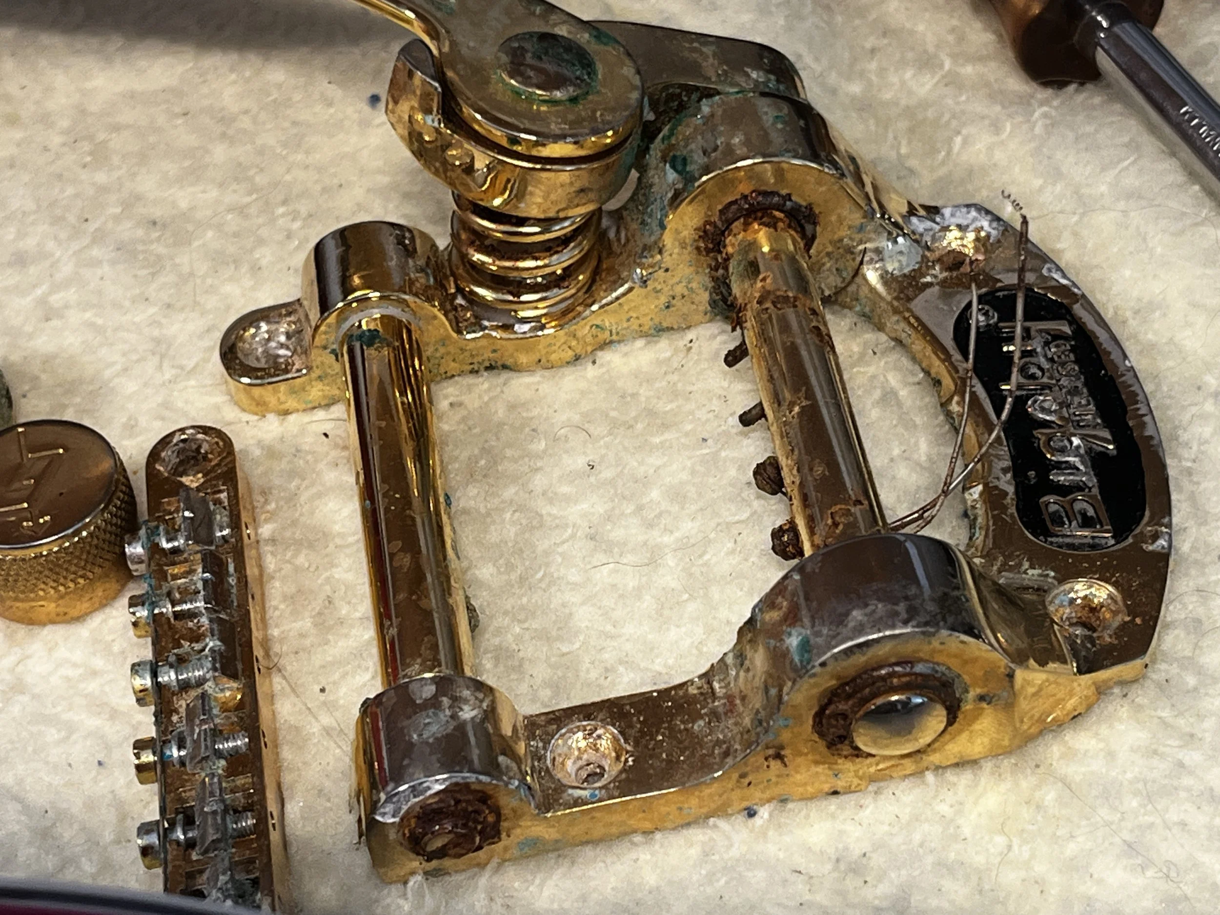 A barn is not a good storage place for a guitar lol