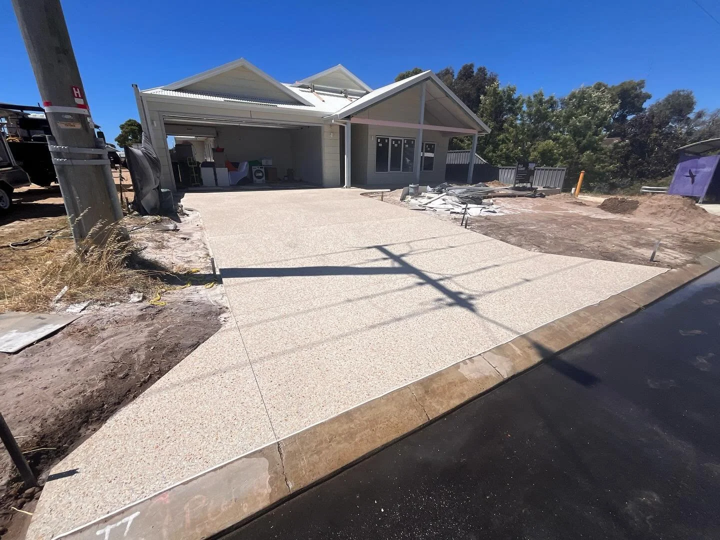 We came, we soared, we conquered! Next day wash for an ole mate and for the guys @oldcoastbuilding. This finish and design takes the cake and we look forward to working with Deon and the guys again.