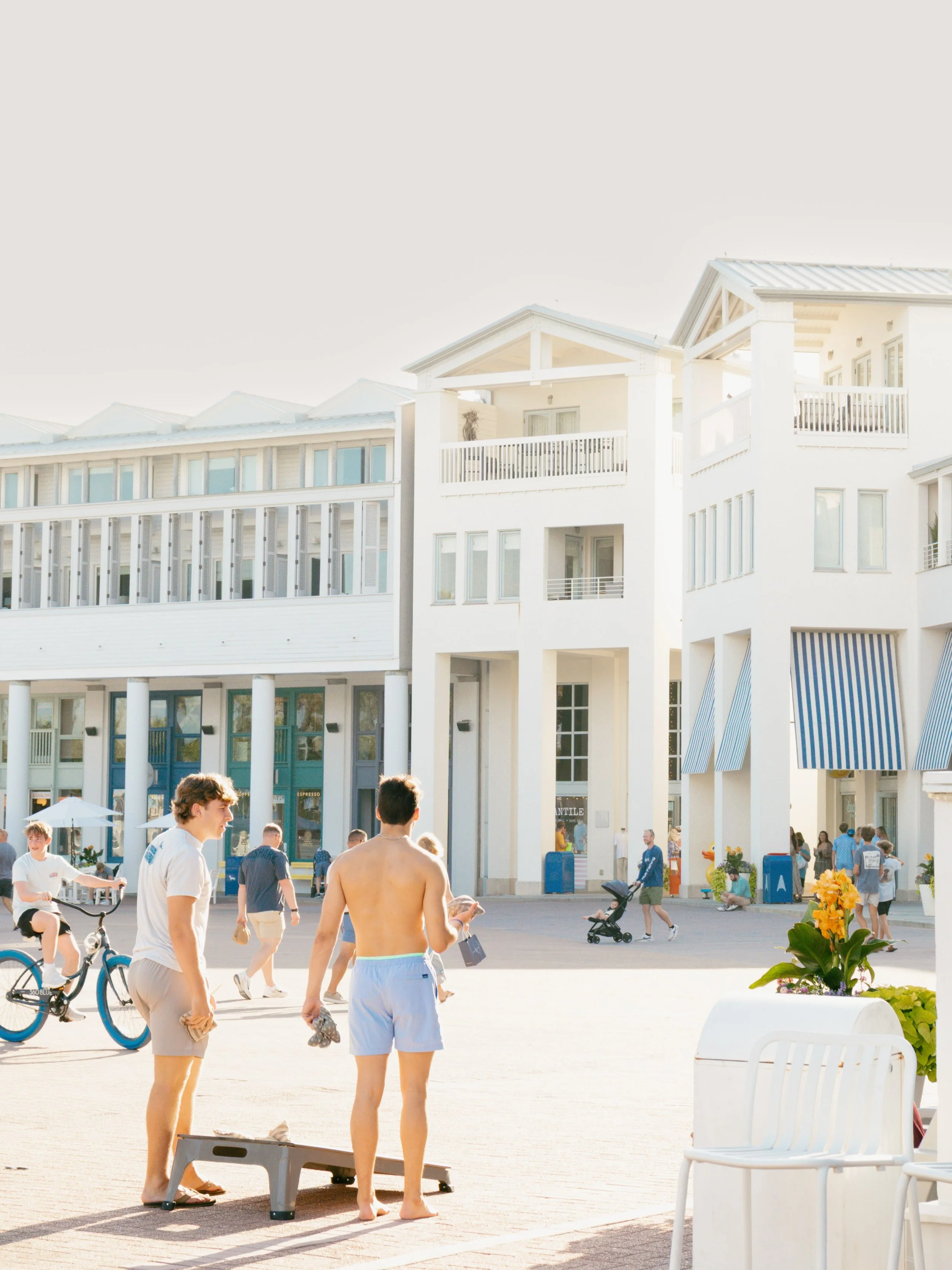 The Seaside Town Square is the heart of Seaside&rsquo;s oldtime charm! 

#seasidefl #floridaphotography #charm #creative #creator