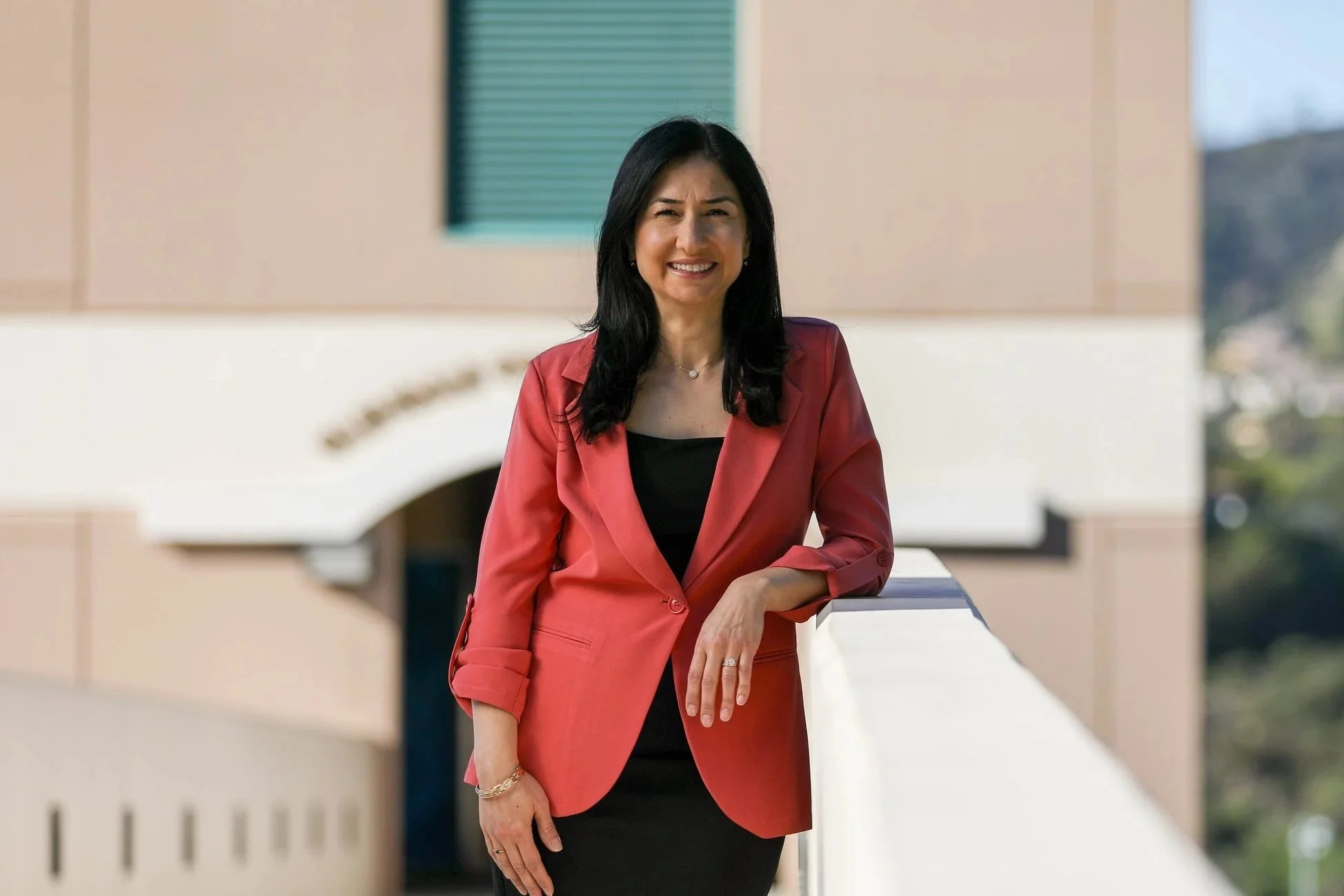 Dr. Edit Khachatryan Announces Candidacy for Glendale Community College Board of Trustees
