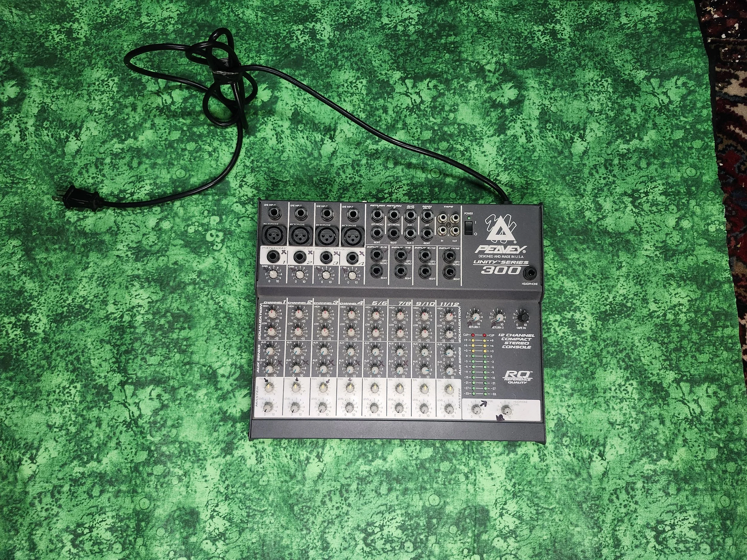 Peavey 4 ch mixer