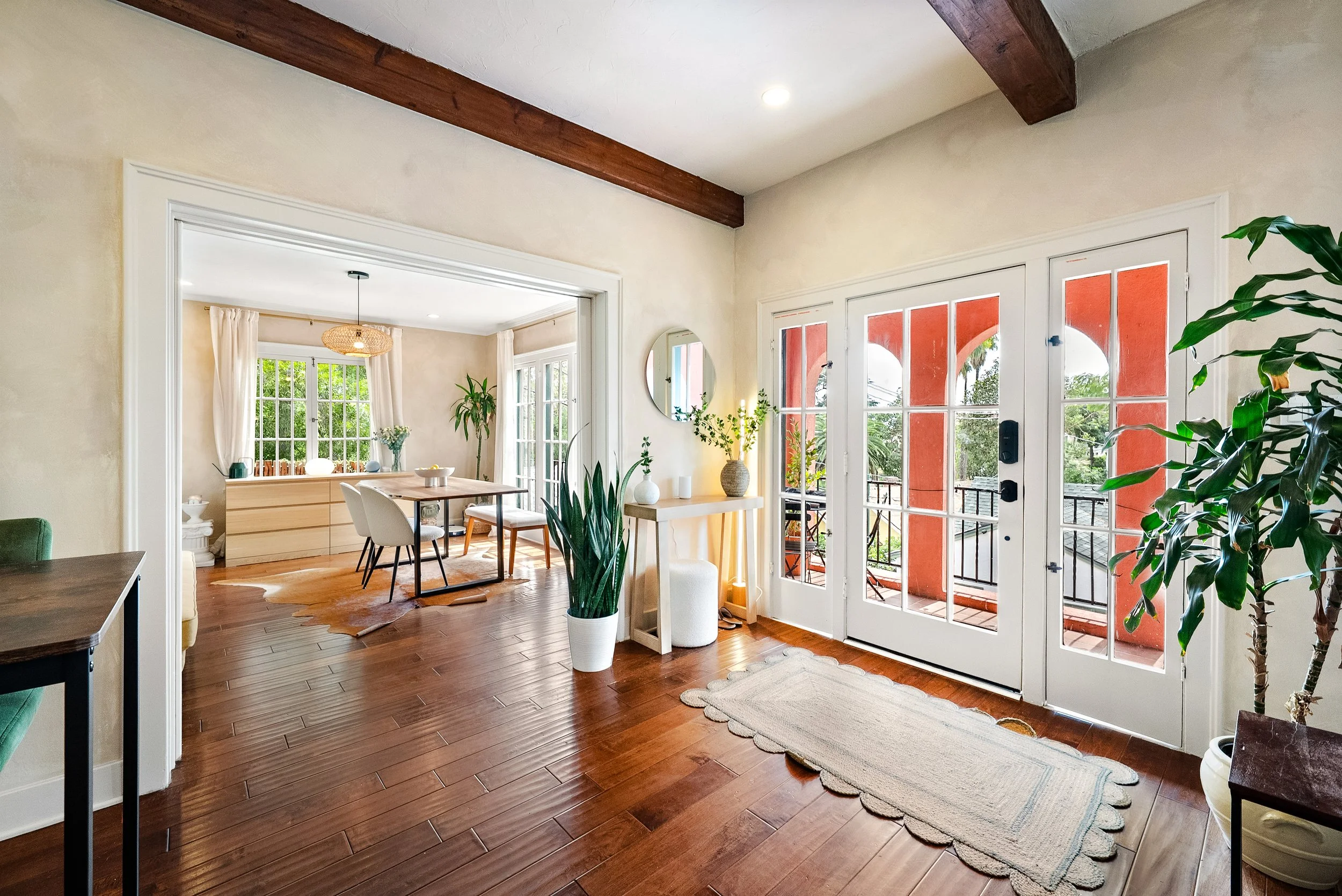 Los Angeles real estate photography by The Edit Haus, featuring professionally captured residential interiors, architecture, and design.