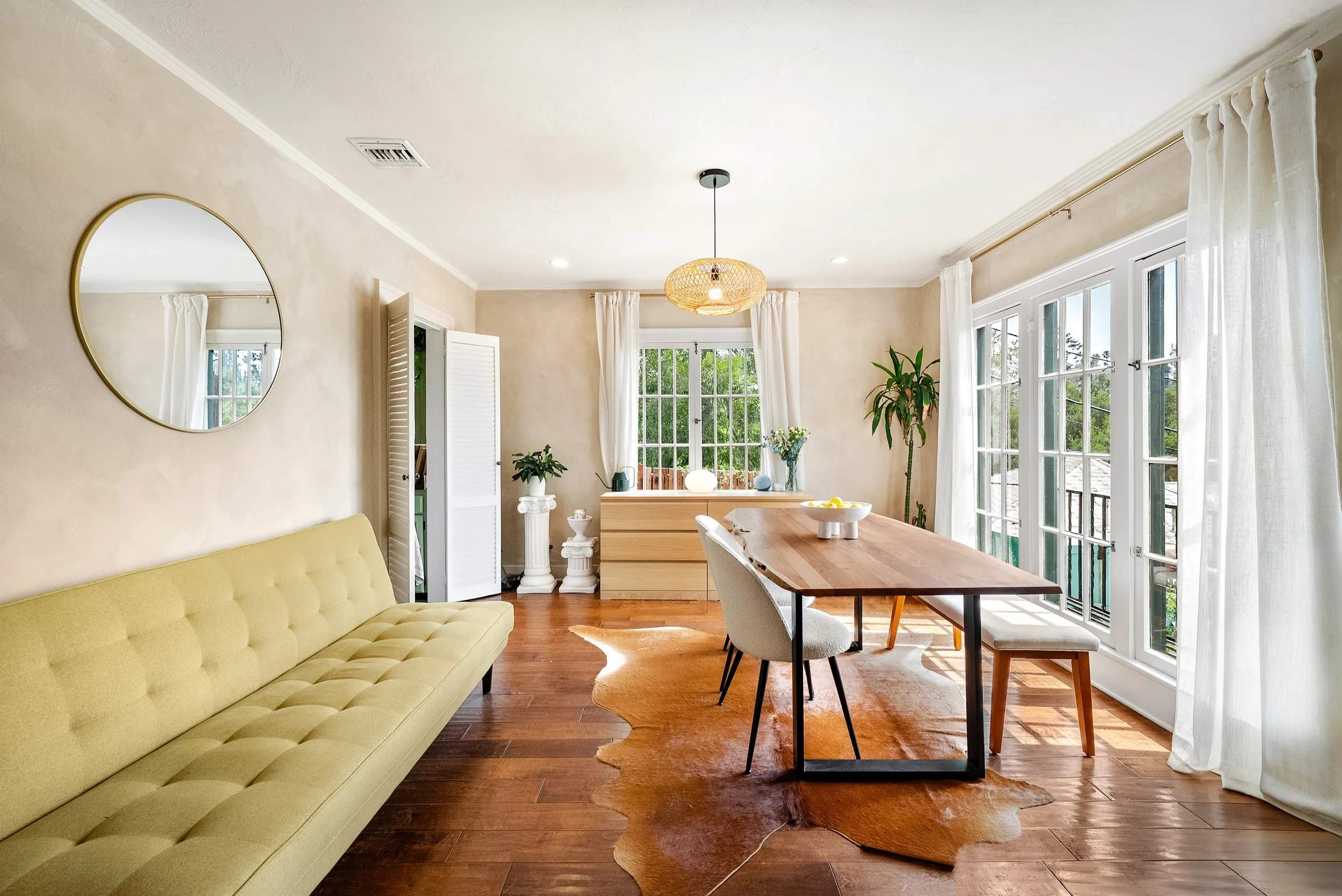 Los Angeles real estate photography by The Edit Haus, featuring professionally captured residential interiors, architecture, and design.