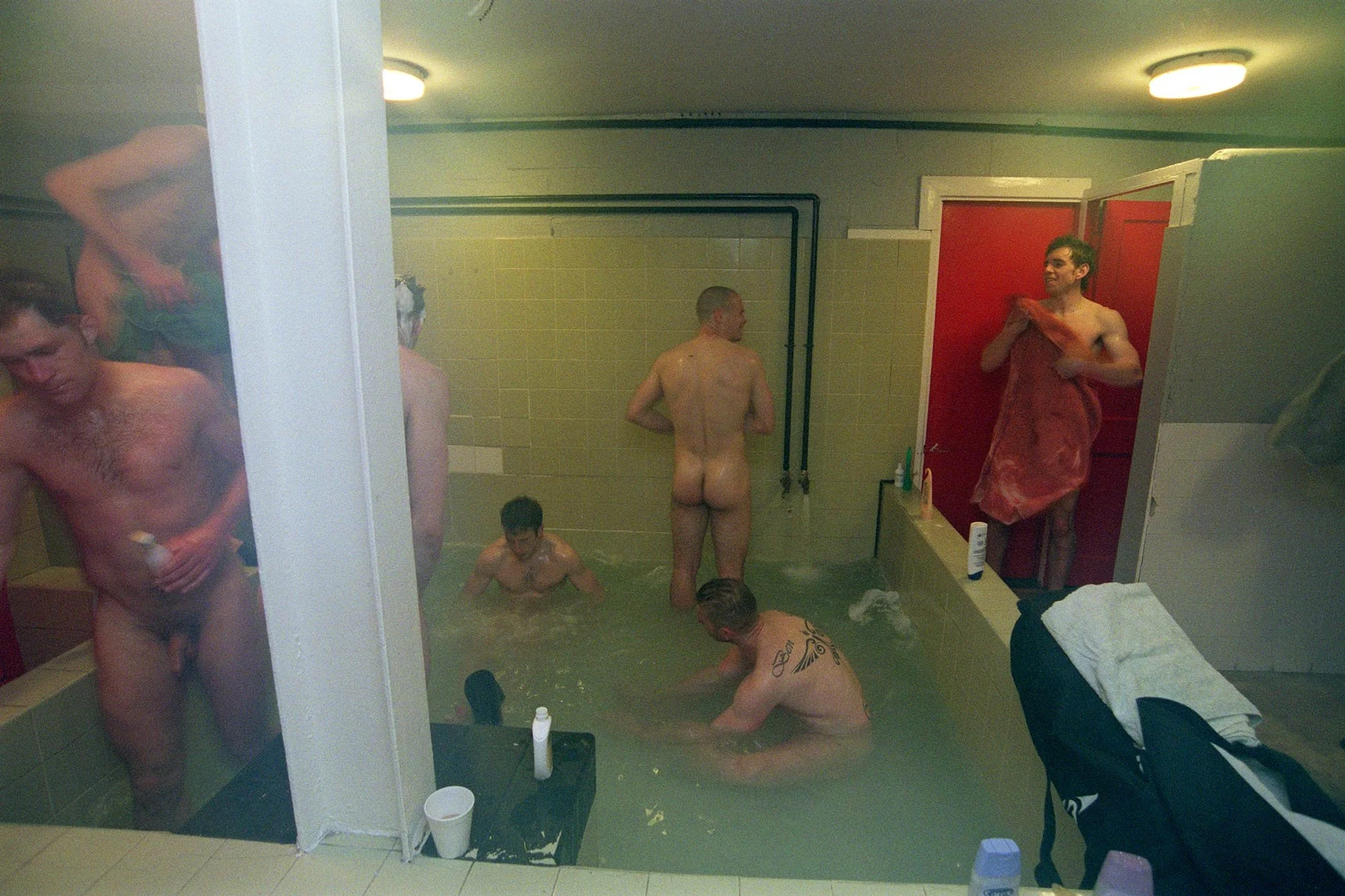 Cambridge United FC play away at Leyton Orient FC.