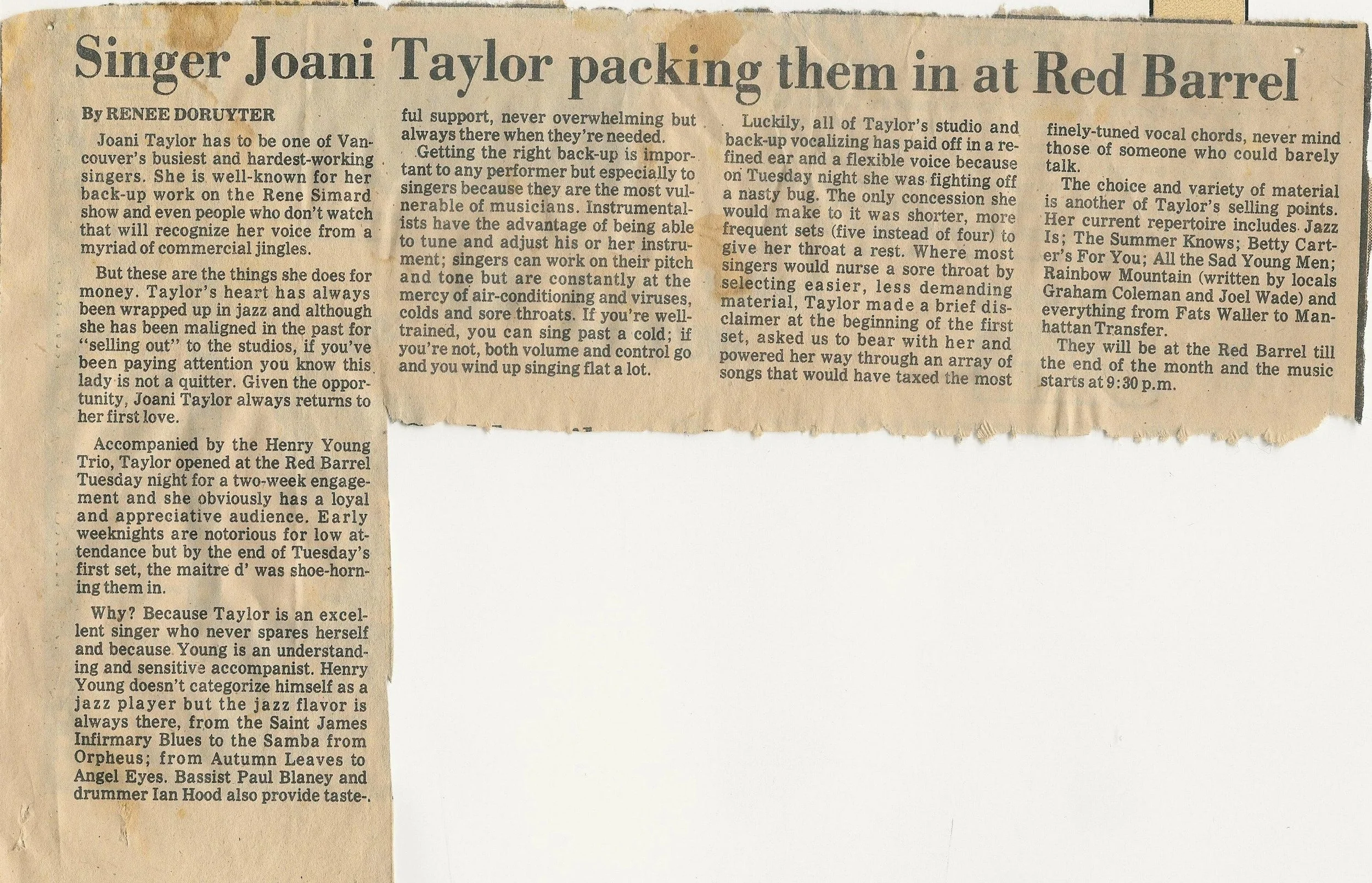 joani+at+work+review+packing+them+in+at+the+red+barrel170.jpg