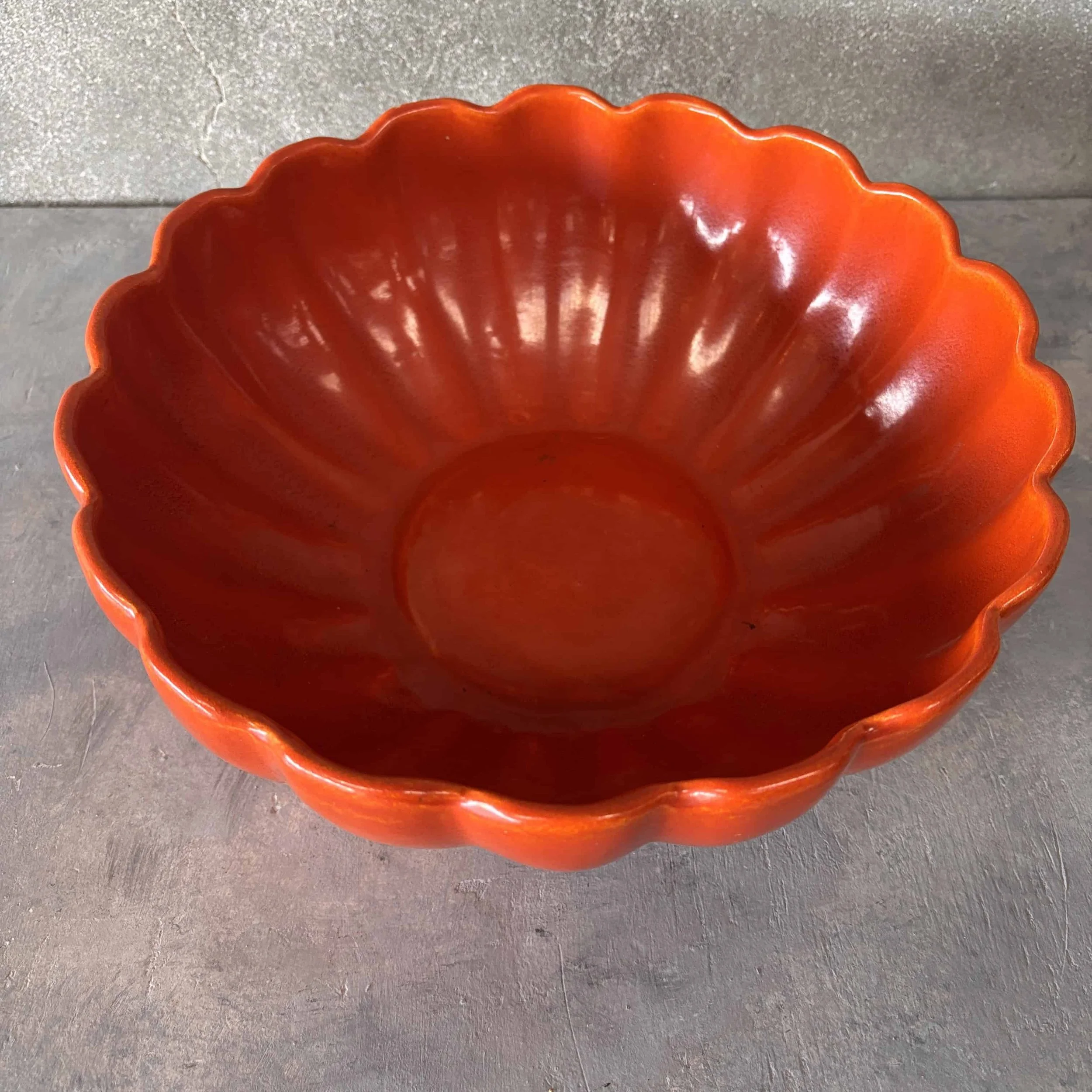 Catalina Island Pottery Large Toyon Red Scallop Bowl 2.jpg