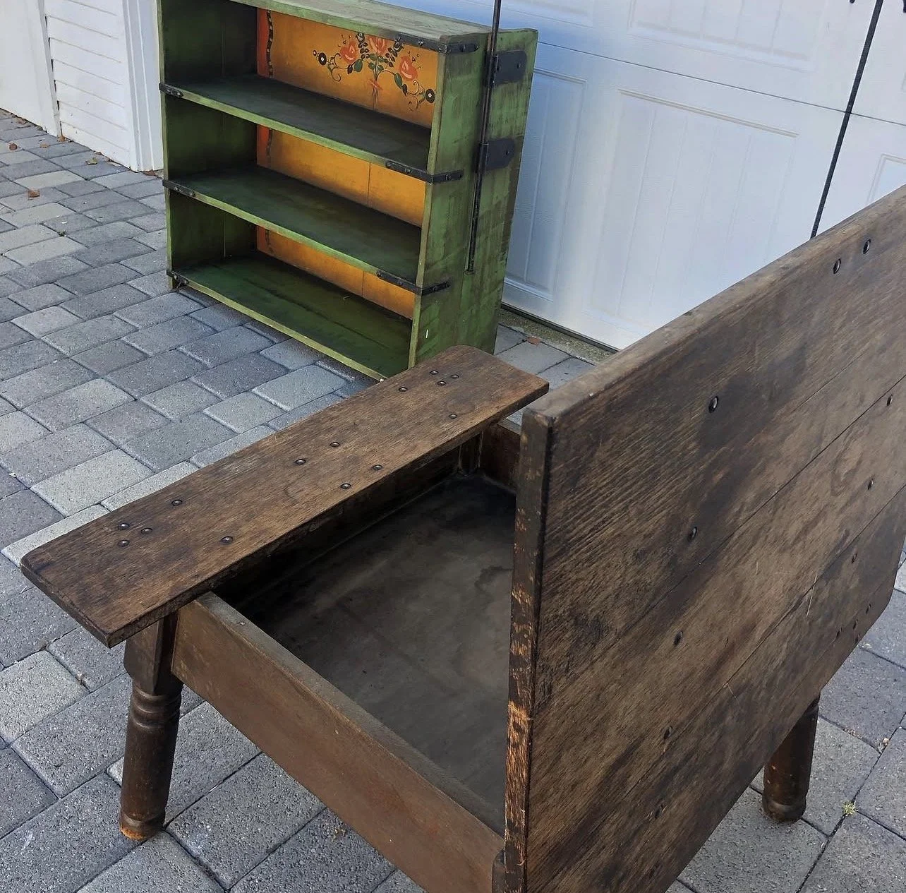 Monterey Furniture Flip Top 2.jpeg