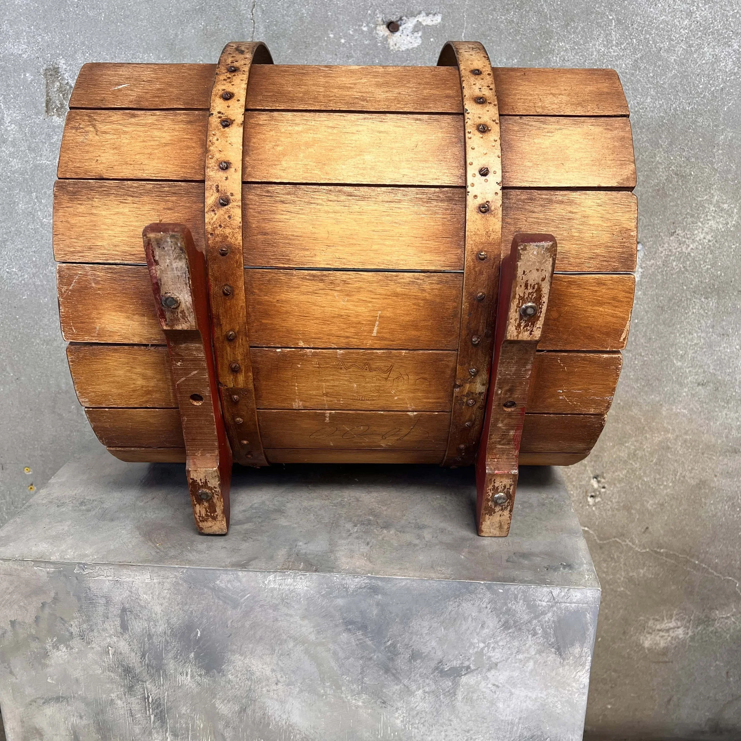Coronado 1930's Log Holder4.jpg