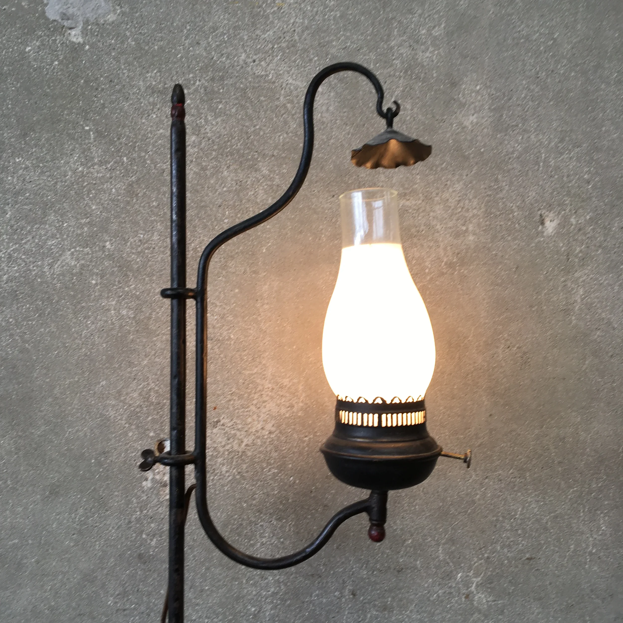 Early Mason MFG Monterey Furniture Iron Lamp 3.webp